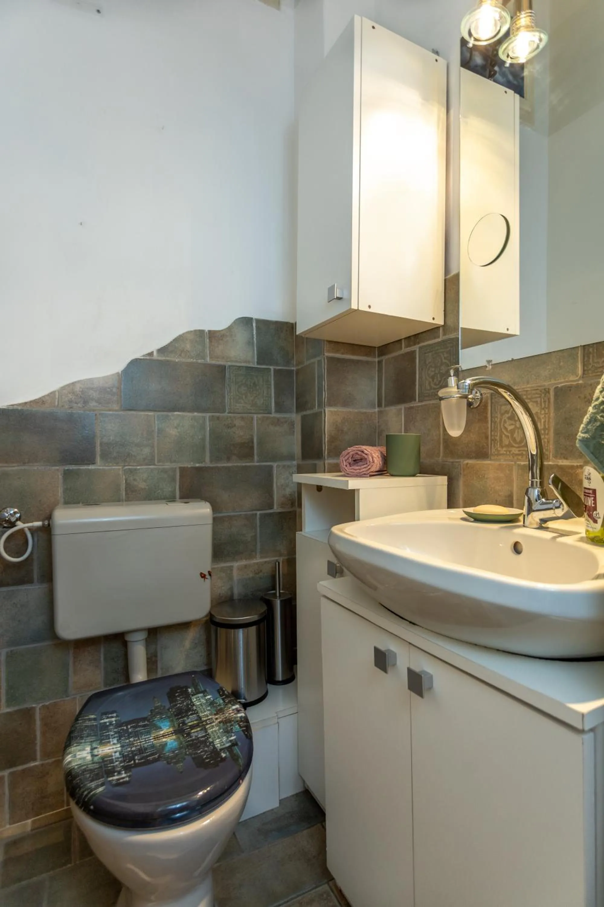 Central Design Apartment