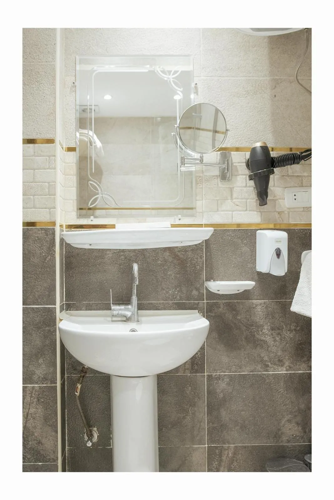 Toilet in Hassan Pyramids Hotel & free access Rooftop & airport pickup