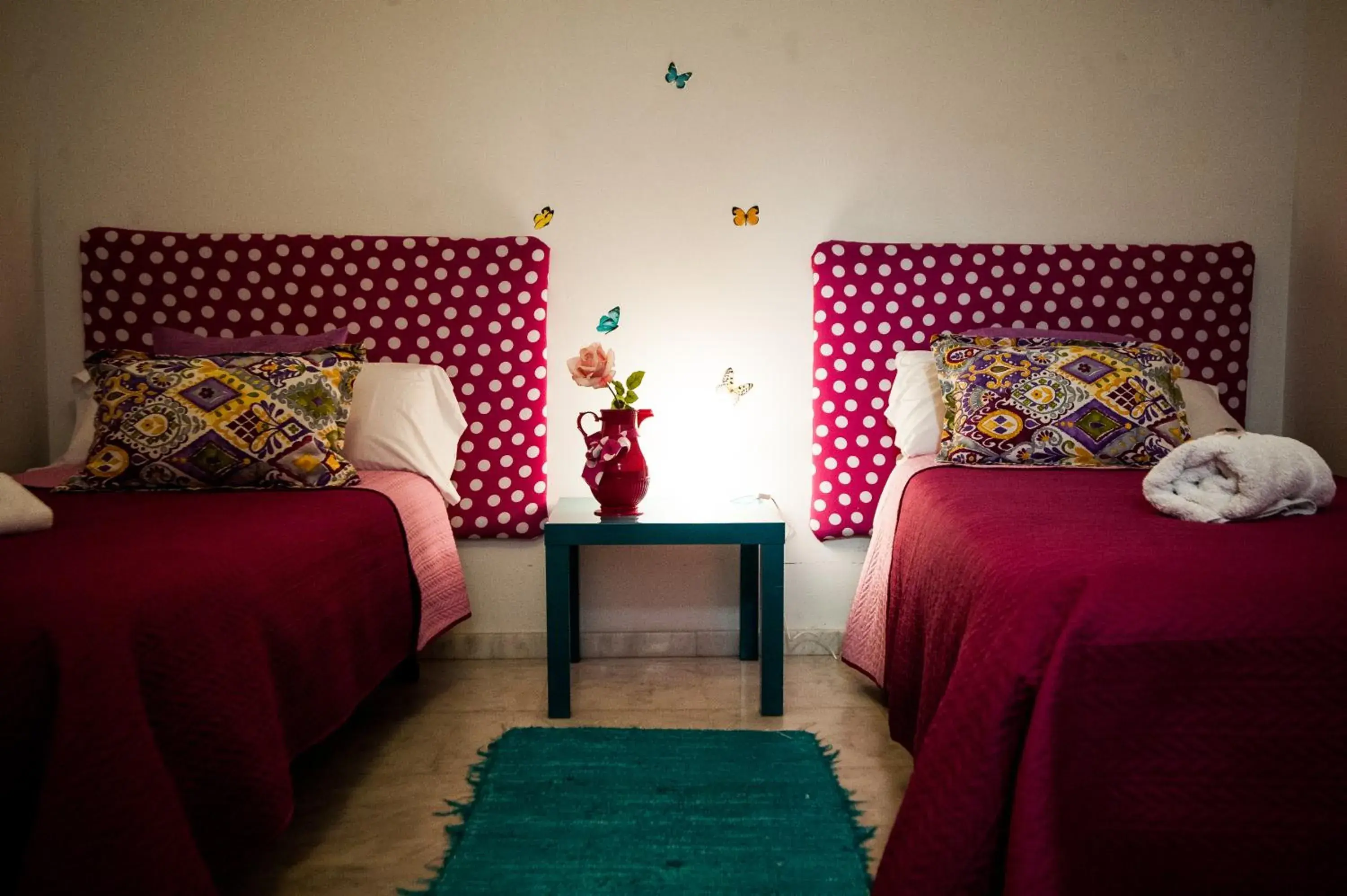 Double Room with Bunk Bed in La Flamenka Hostel Double Room with Bunk Bed in La Flamenka Hostel
