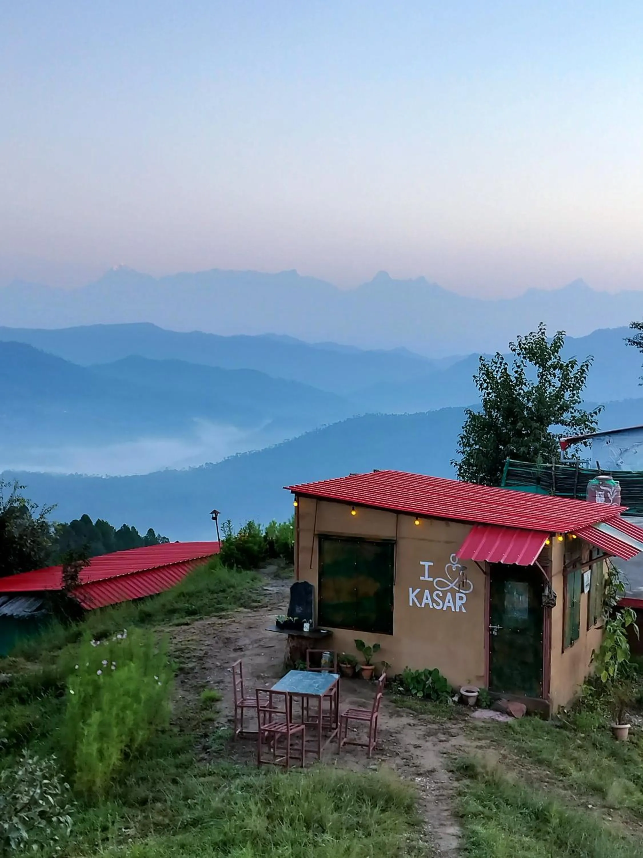 Property building in Traveller Hive Kasar Devi