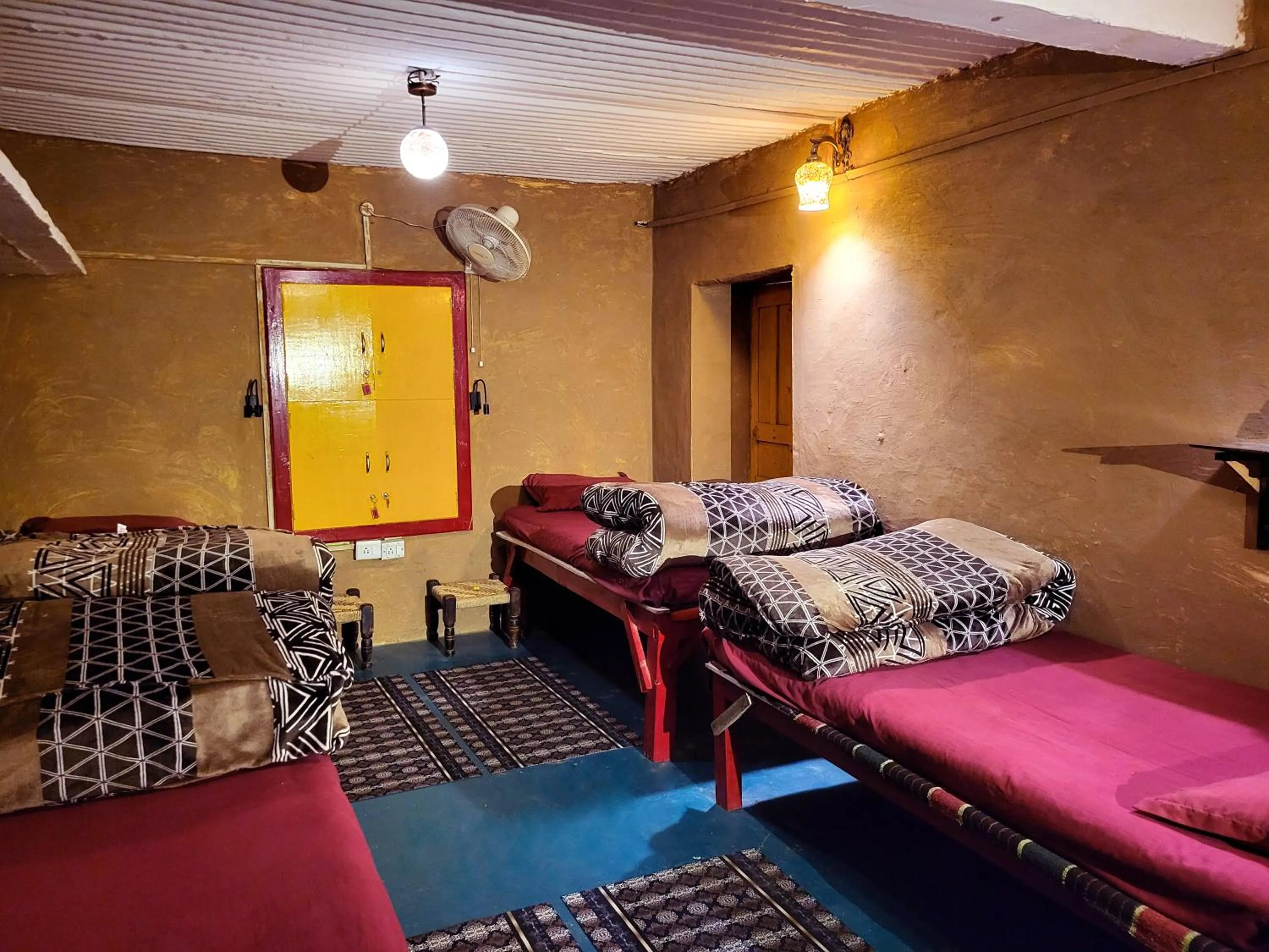 Bed in Traveller Hive Kasar Devi