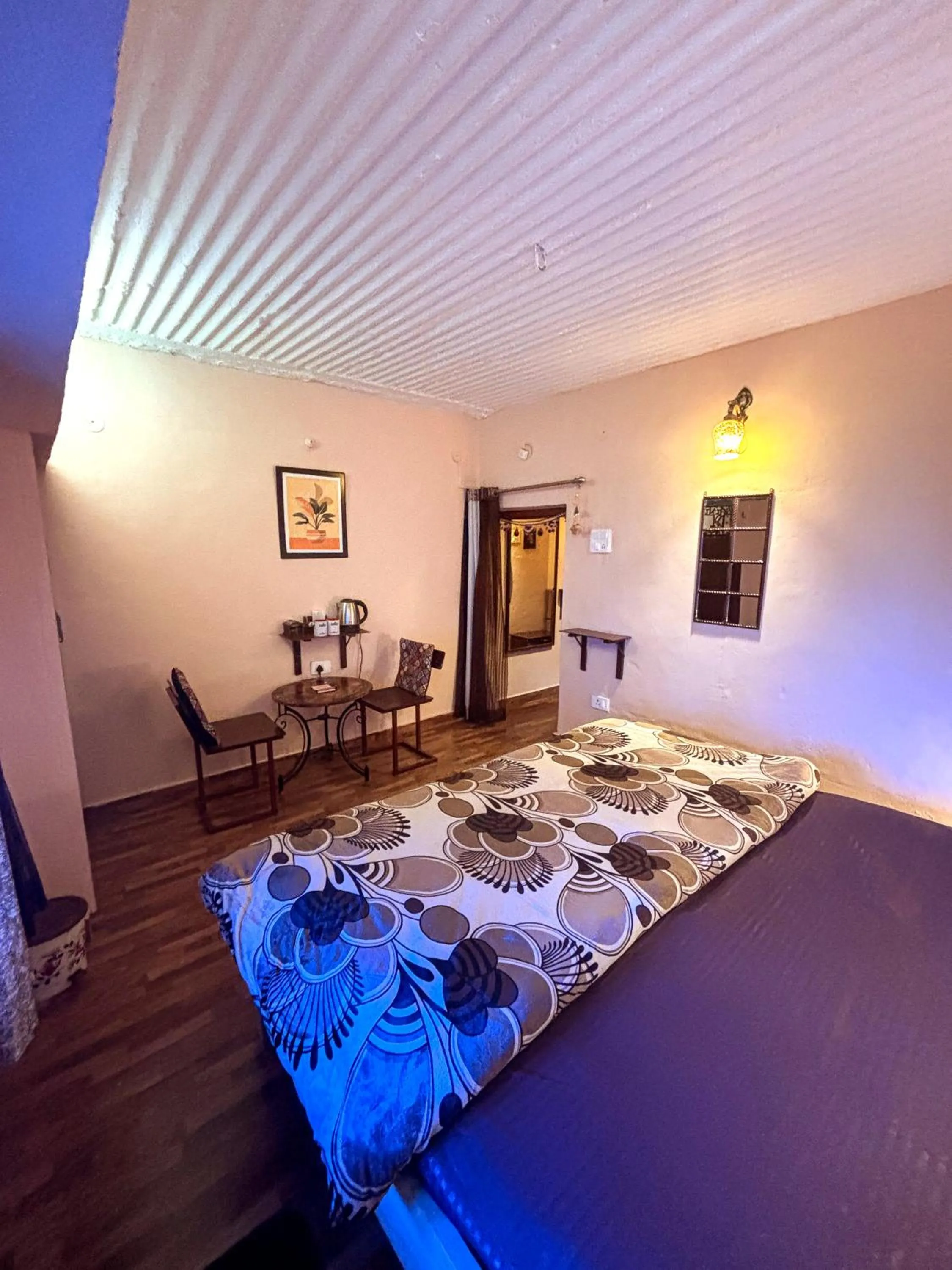 Bed in Traveller Hive Kasar Devi