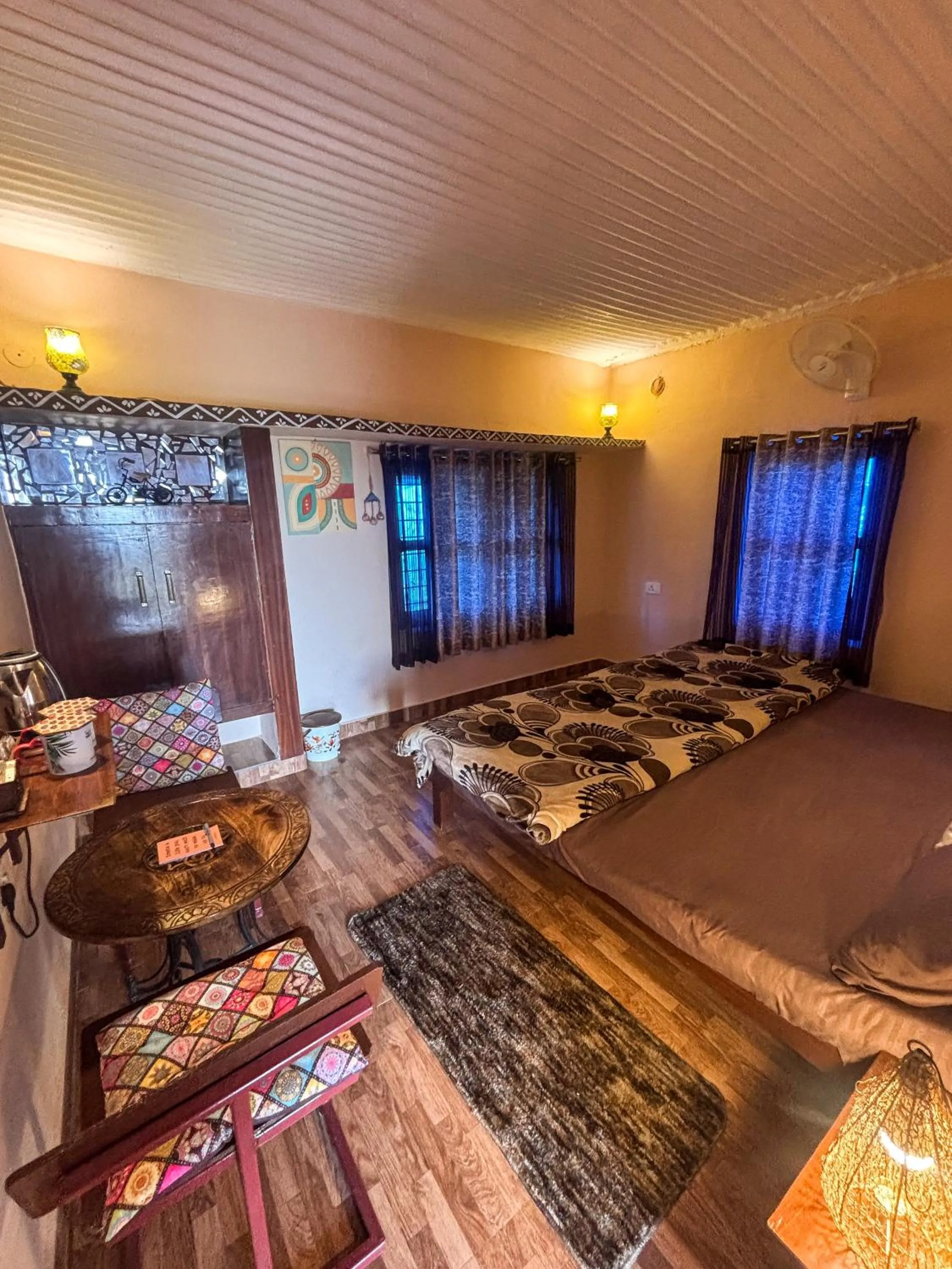 Bed in Traveller Hive Kasar Devi