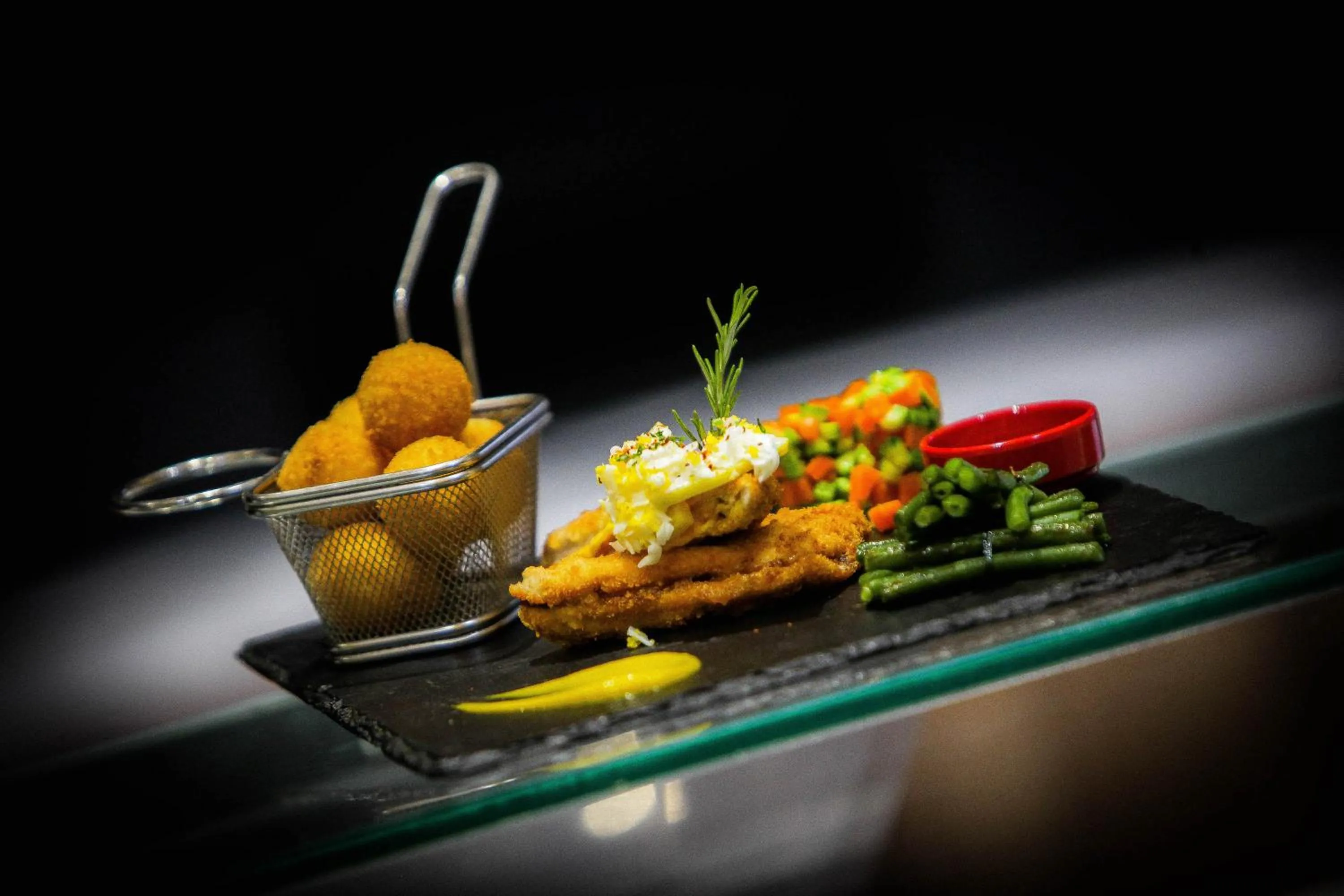 Food and drinks in Oriental Palace by Agora Complex