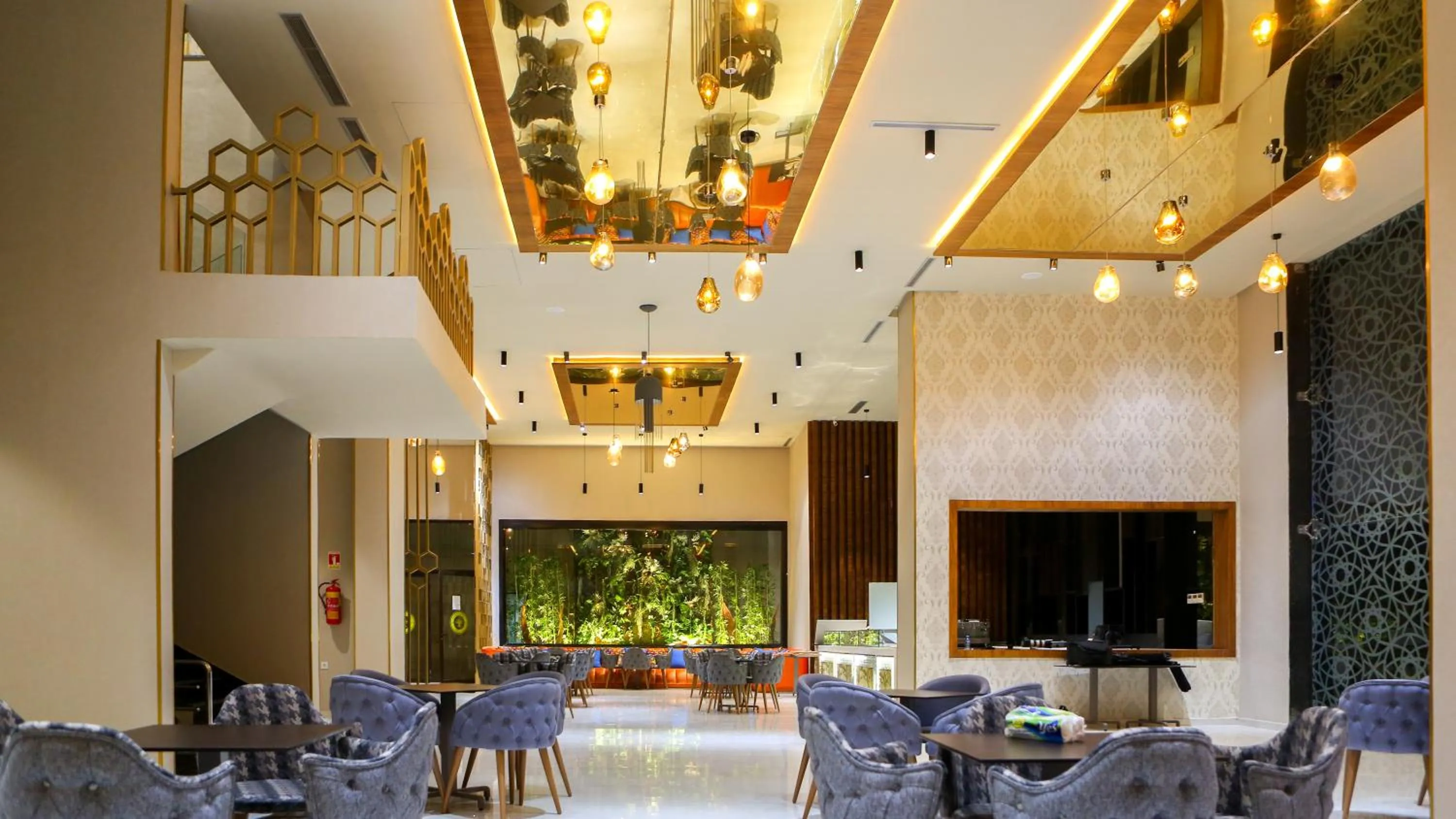 Restaurant/places to eat in Oriental Palace by Agora Complex