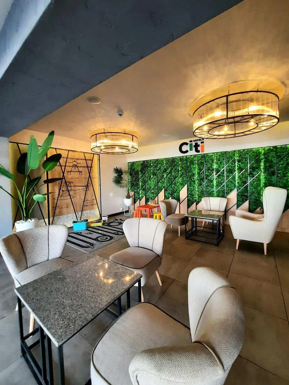 Lobby or reception in Citi Hotel's Łódź