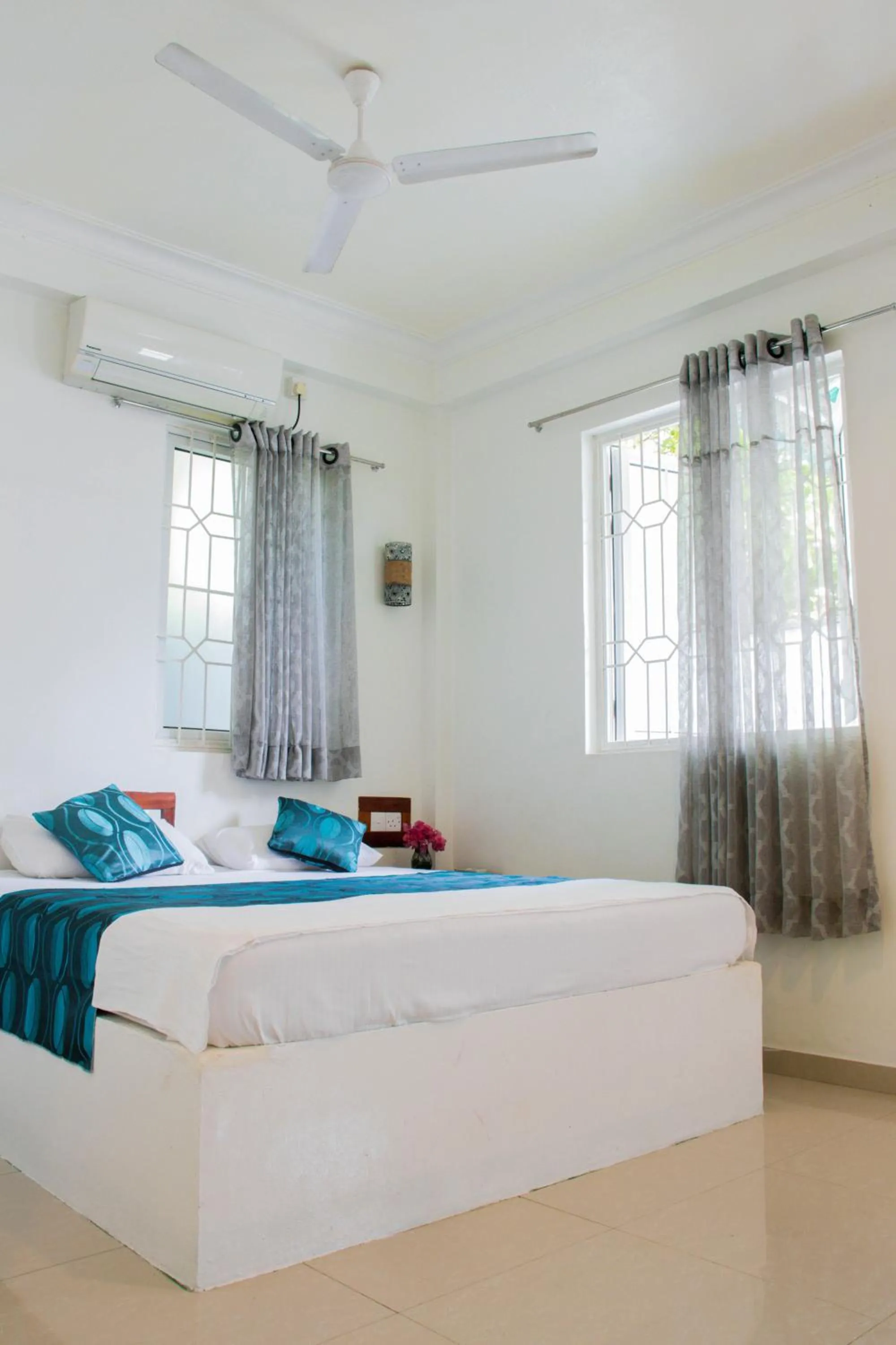 Bed in Villa Harbour View