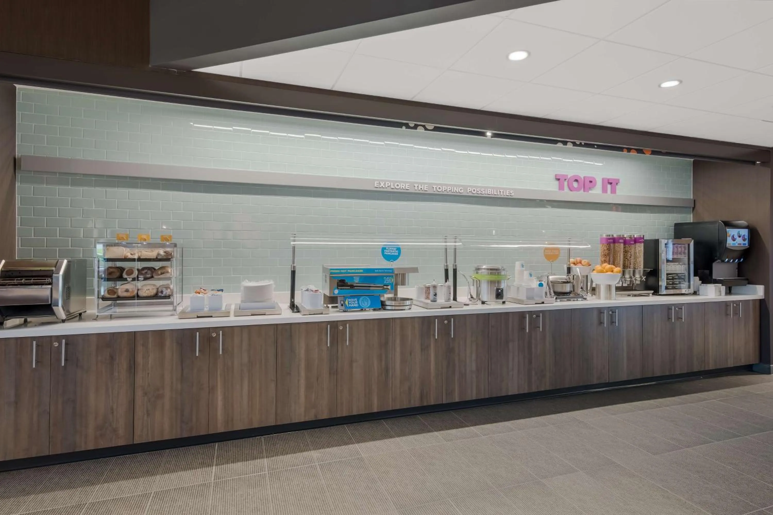 Breakfast in Tru By Hilton Greensboro, Nc