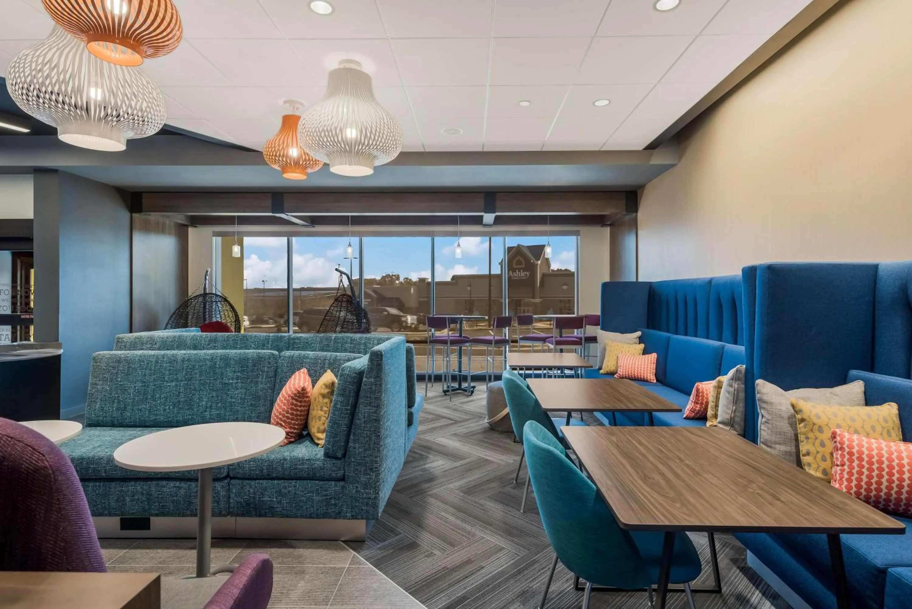 Breakfast in Tru By Hilton Greensboro, Nc