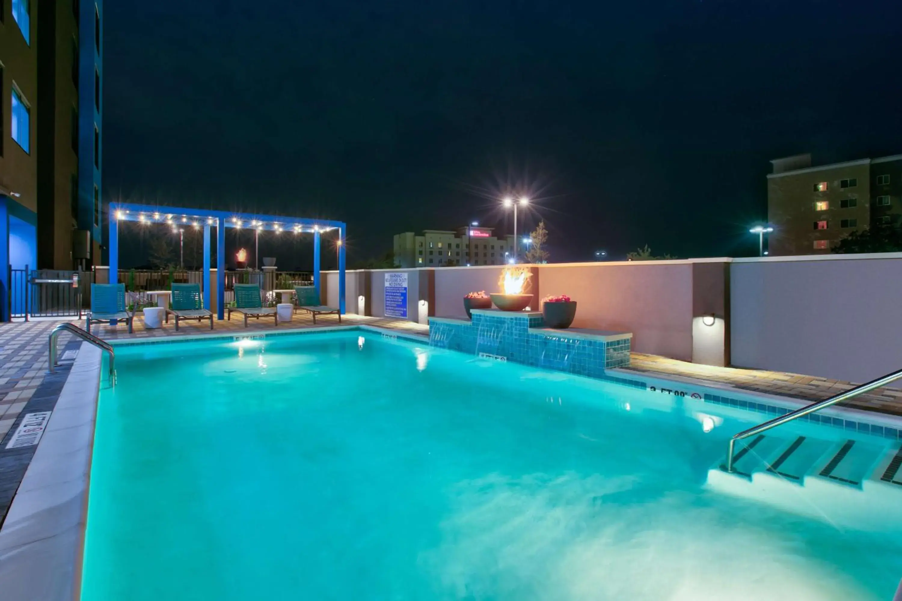 Pool view in Tru By Hilton San Antonio At The Rim, Tx Pool view in Tru By Hilton San Antonio At The Rim, Tx