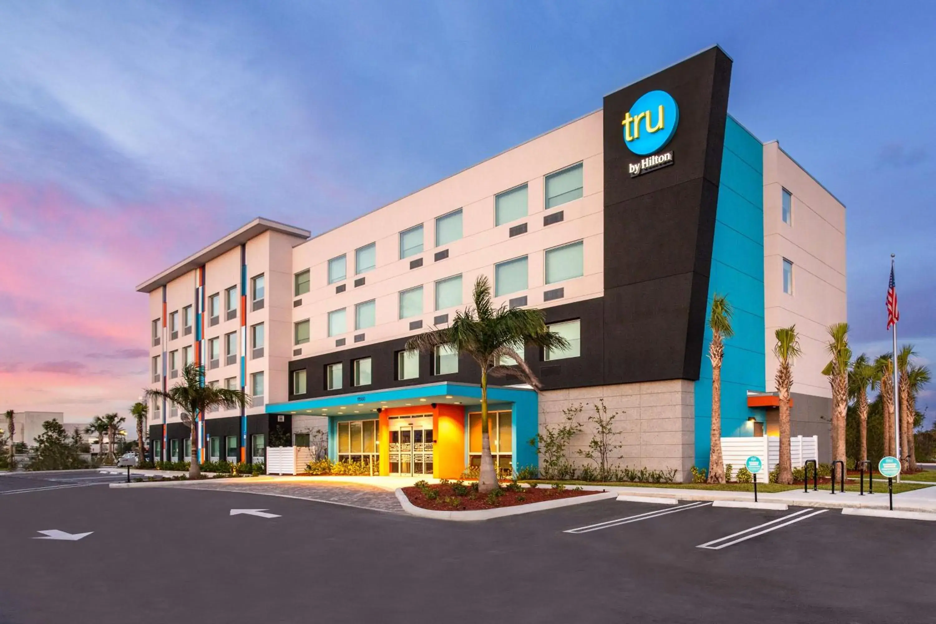 Property building in Tru By Hilton Port St Lucie Tradition Property building in Tru By Hilton Port St Lucie Tradition