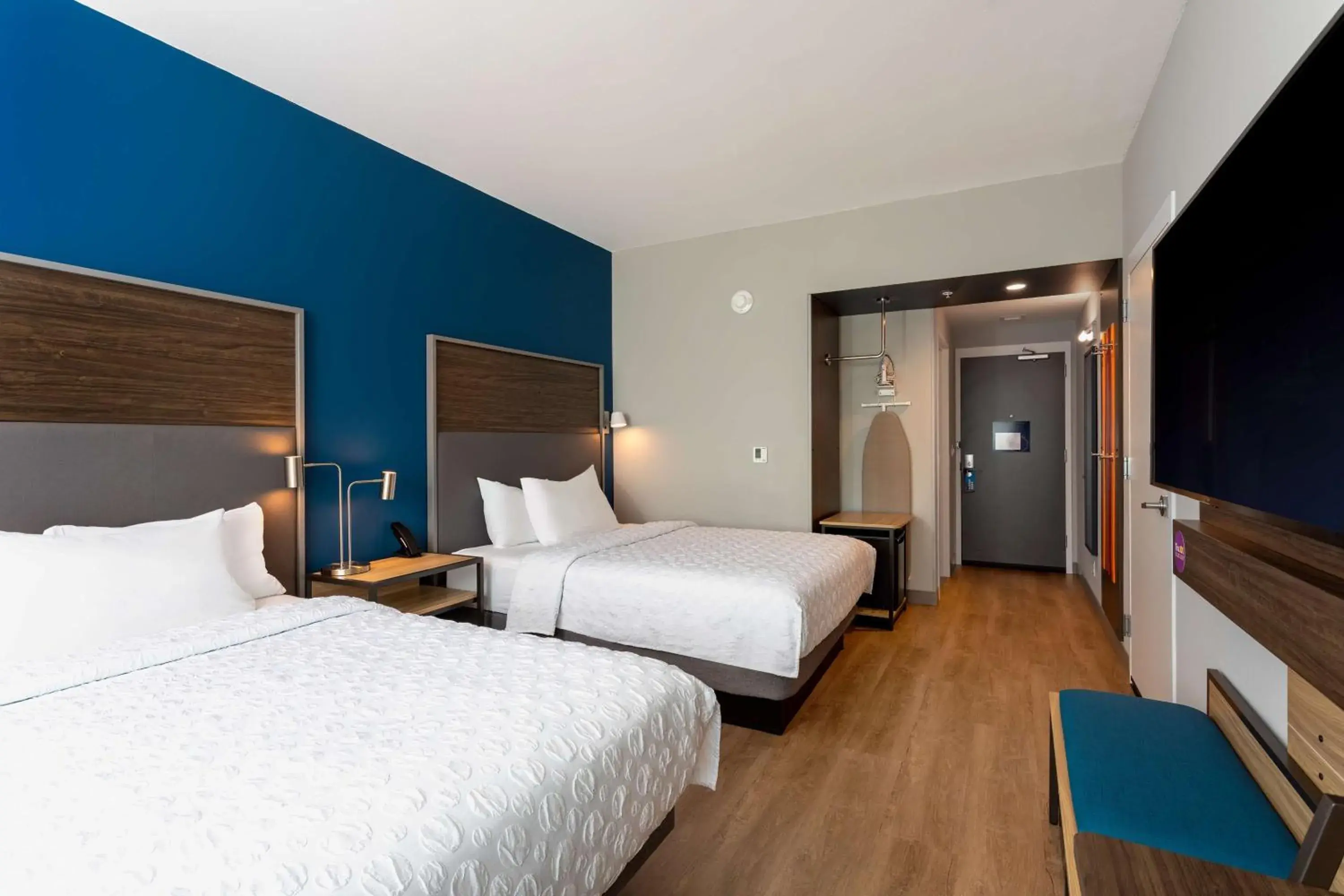 Queen Room with Two Queen Beds and Walk-In Shower in Tru By Hilton Port St Lucie Tradition Queen Room with Two Queen Beds and Walk-In Shower in Tru By Hilton Port St Lucie Tradition