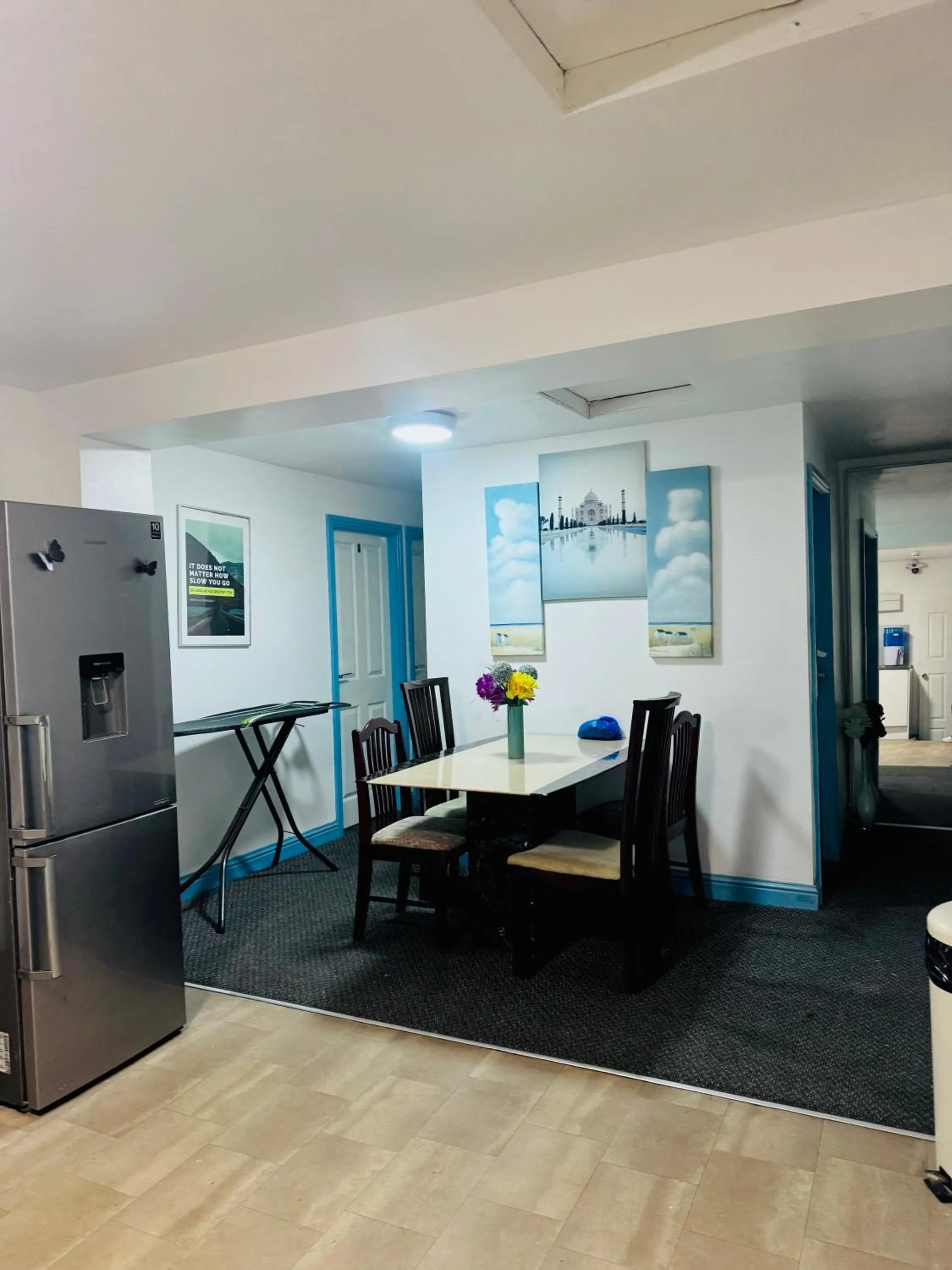Lobby or reception in OYO Unique Private Rooms - Bolton Central, Free Parking