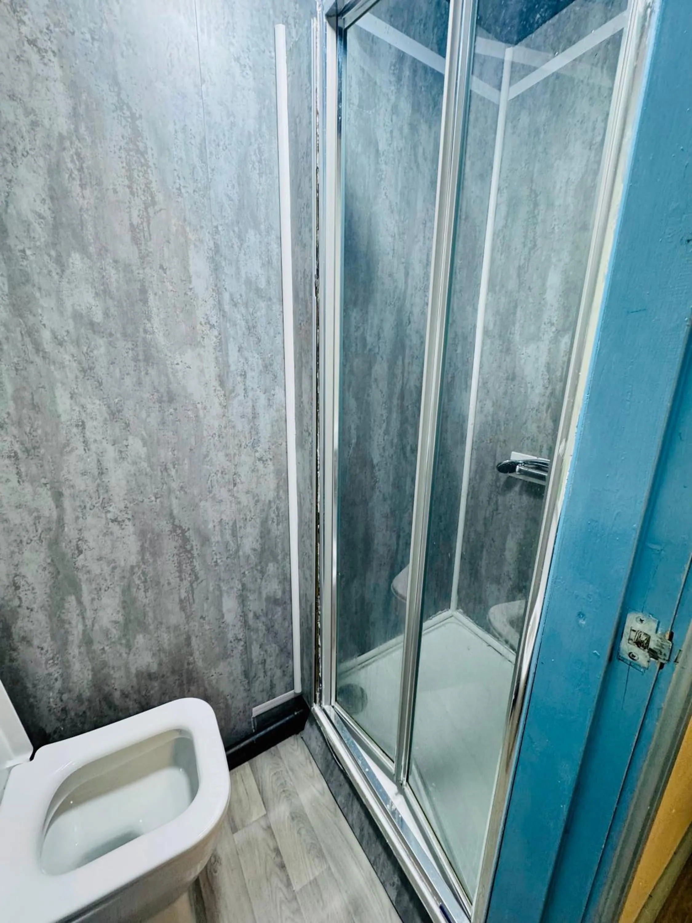 Bathroom in OYO Unique Private Rooms - Bolton Central, Free Parking