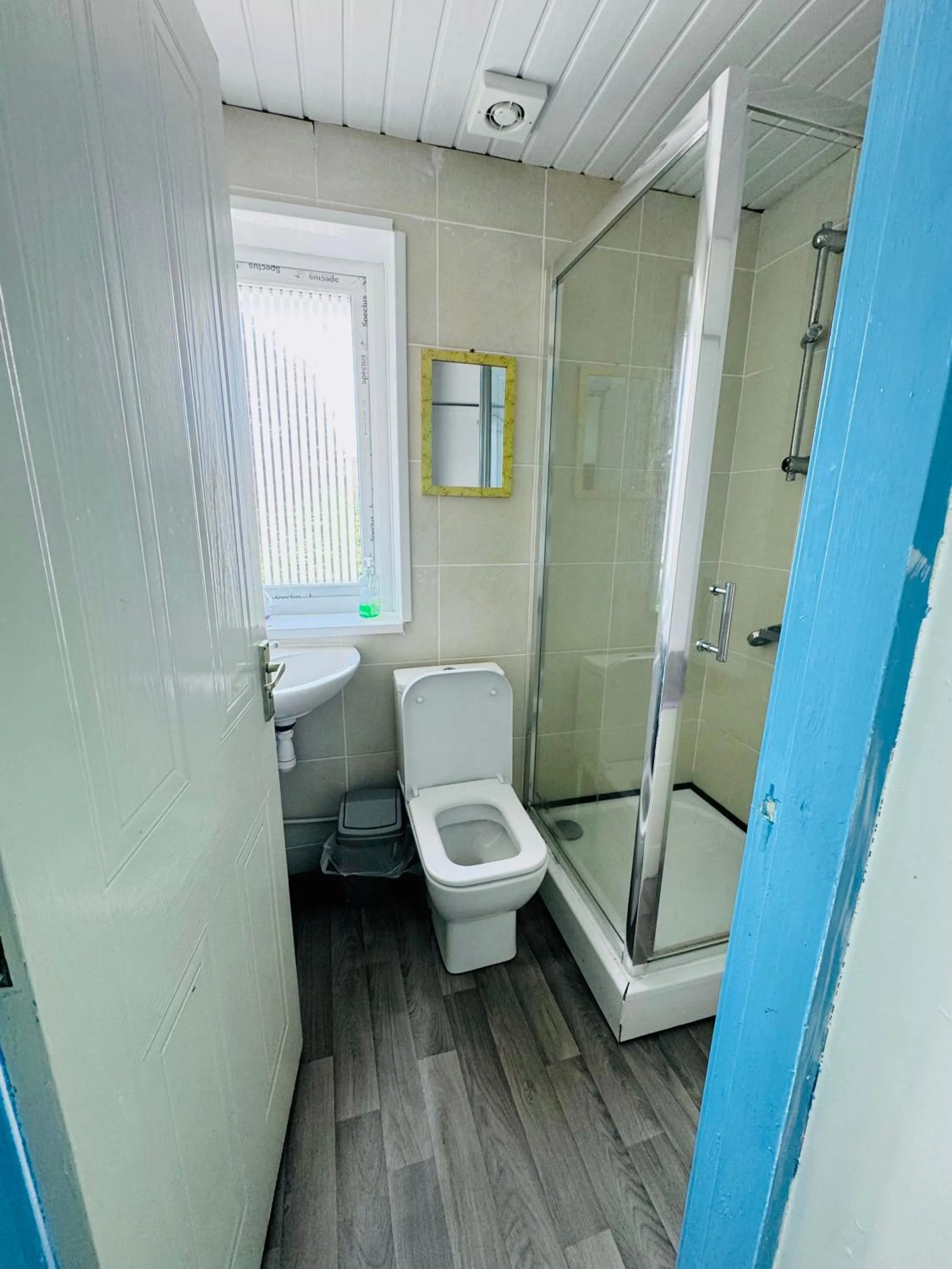 Bathroom in OYO Unique Private Rooms - Bolton Central, Free Parking