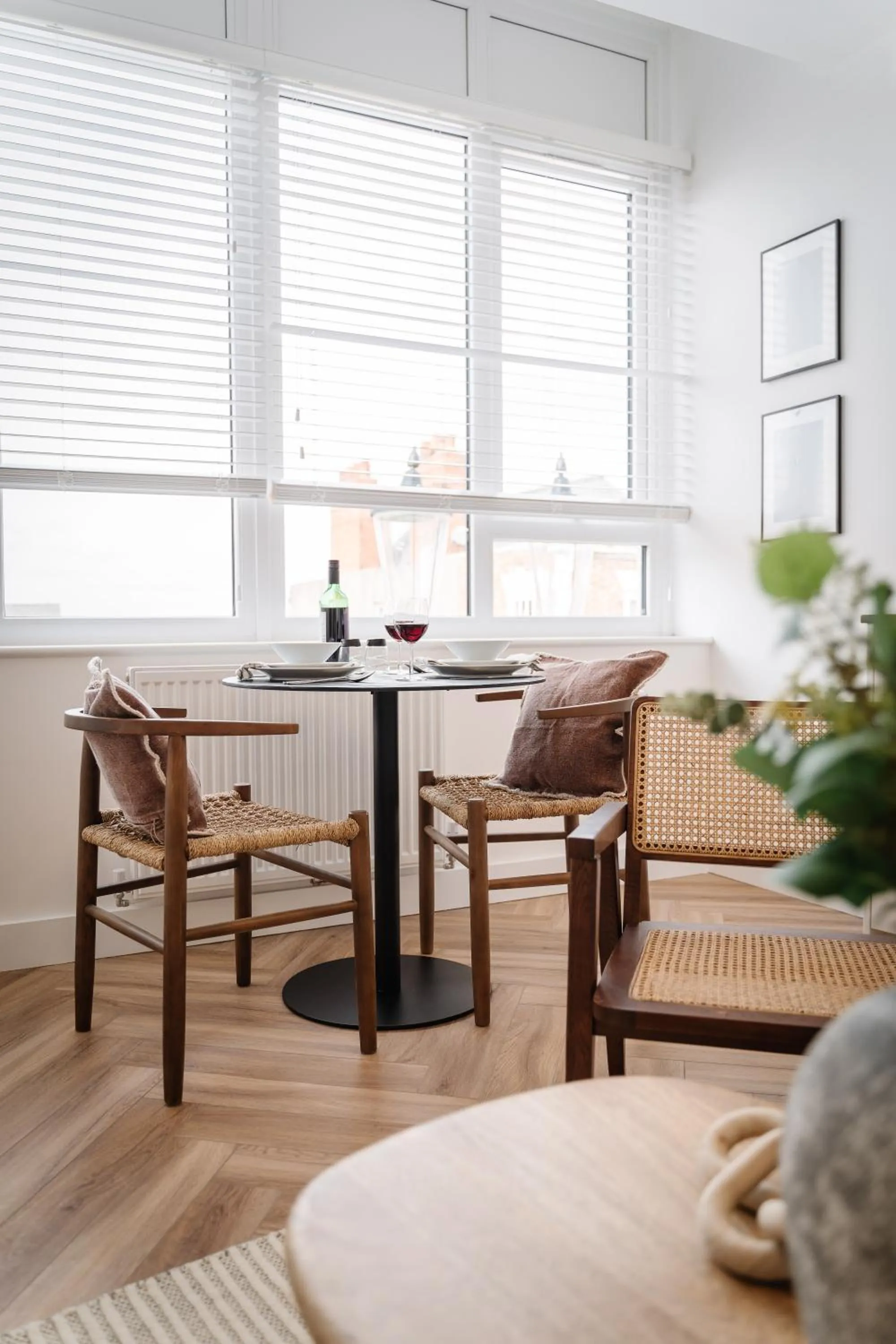 Seating area in Royal House Stylish Apartments - Chester