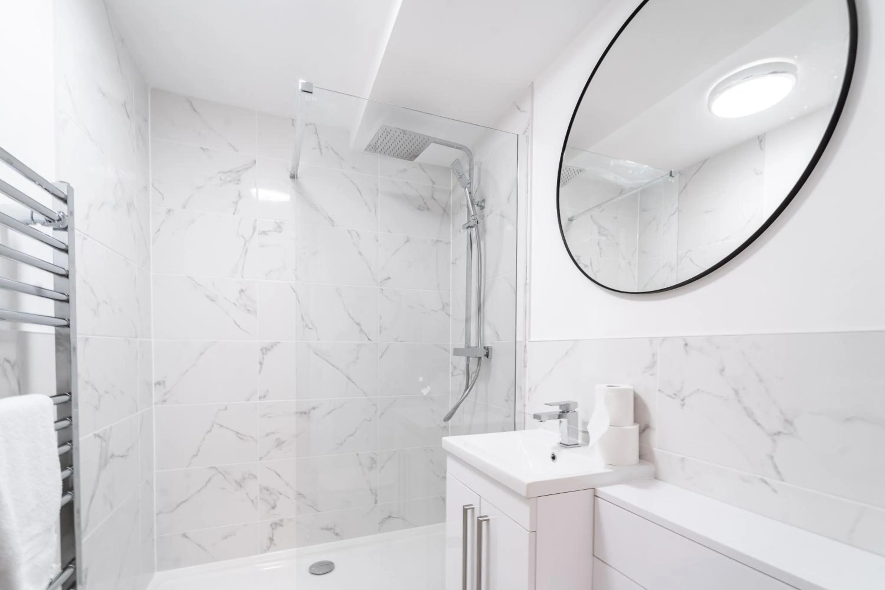 Bathroom in Royal House Stylish Apartments - Chester