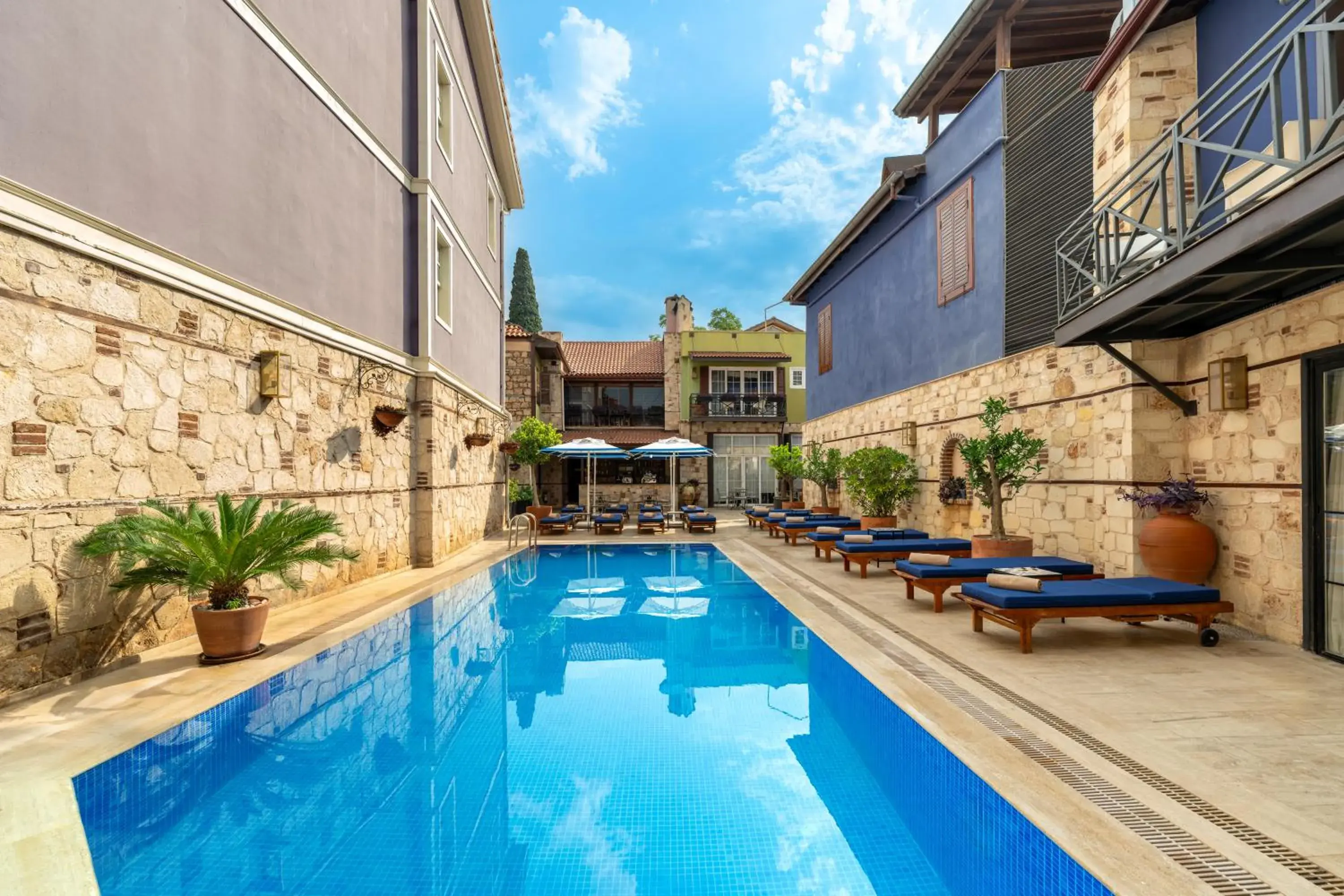 Swimming pool in Alp Pasa Hotel - Special Class Swimming pool in Alp Pasa Hotel - Special Class