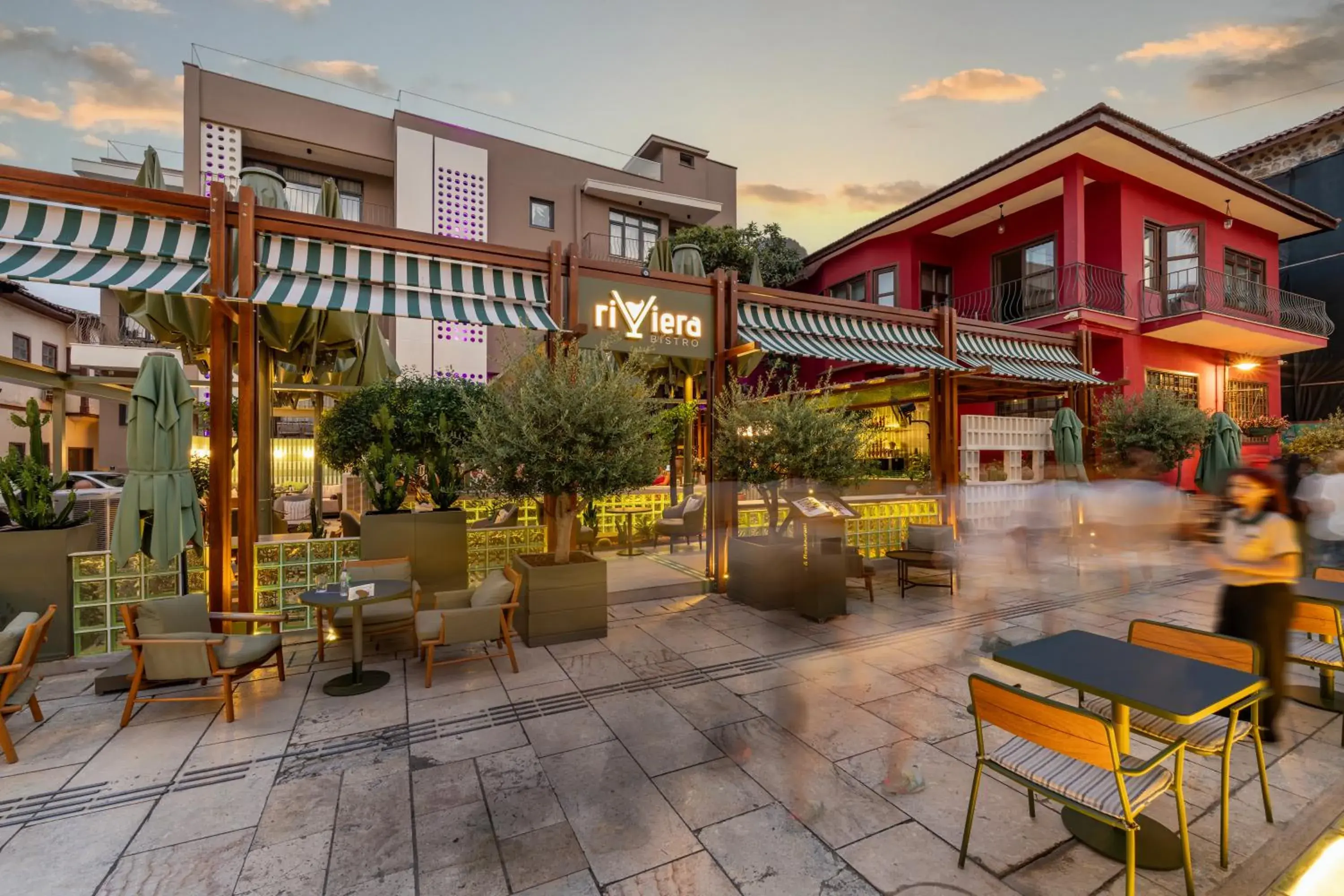 Restaurant/places to eat in Alp Pasa Hotel - Special Class Restaurant/places to eat in Alp Pasa Hotel - Special Class