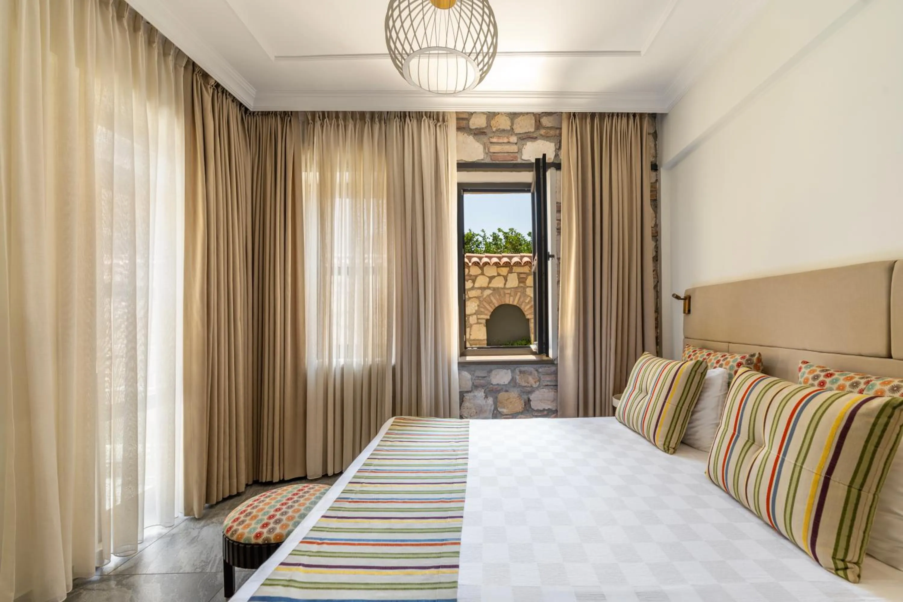 Bed in Alp Pasa Hotel - Special Class