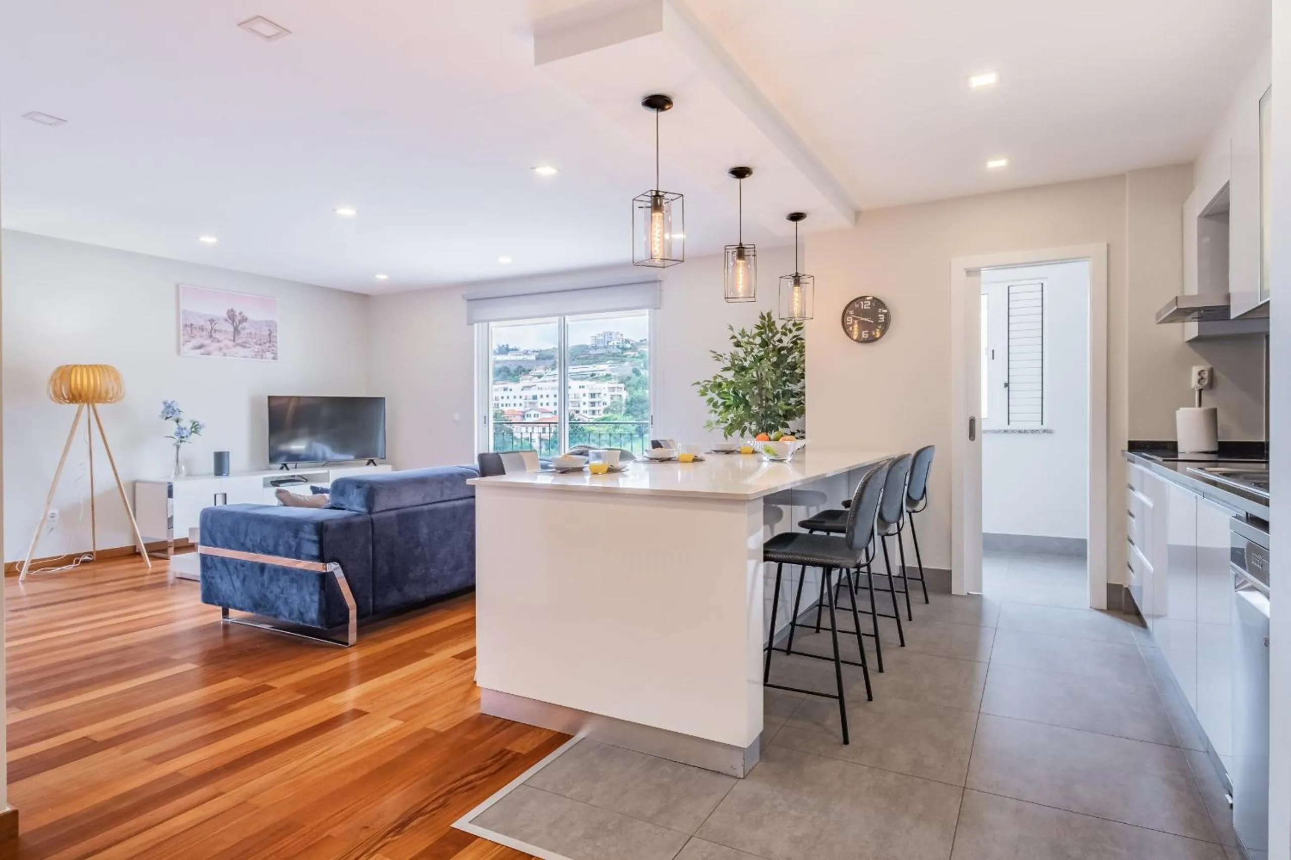 Caniço Penthouse by Homie