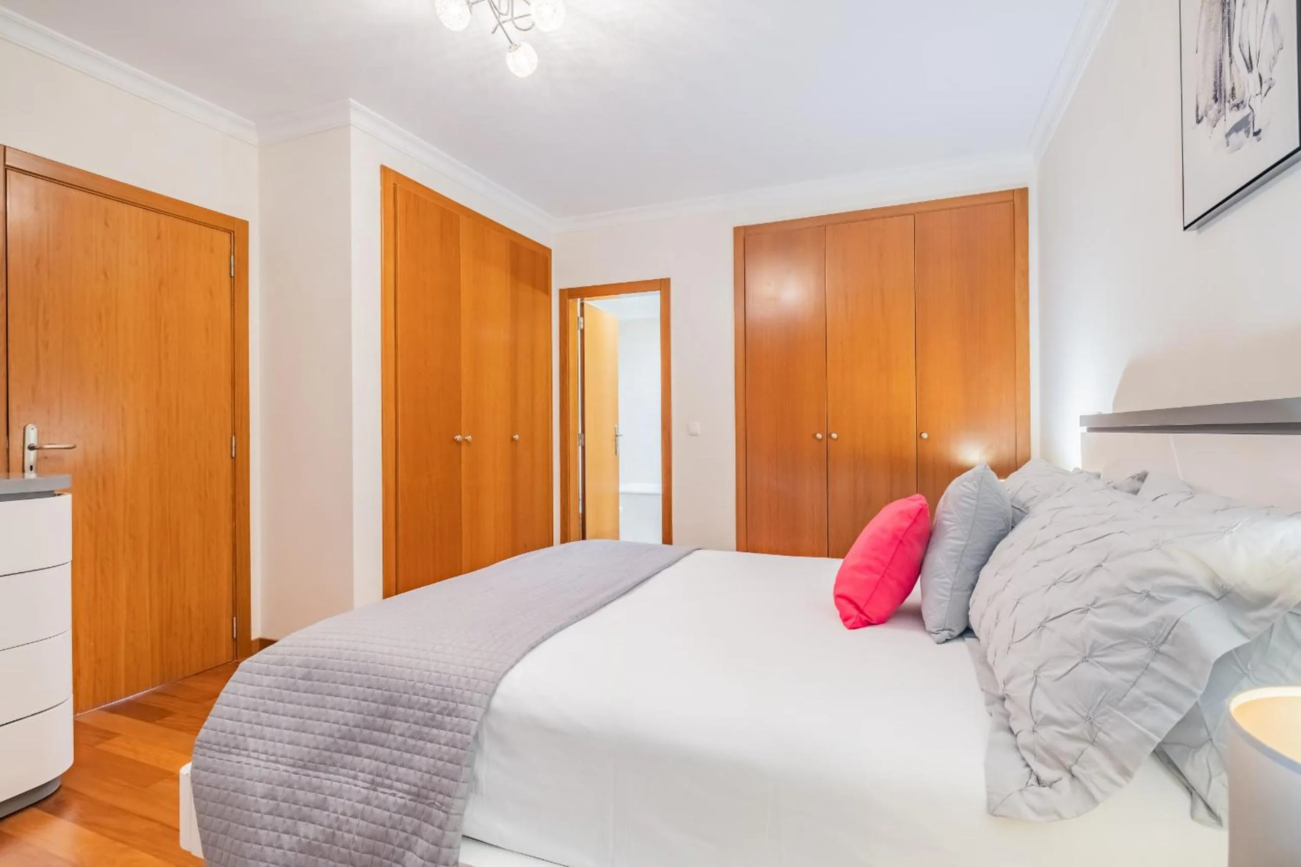 Bed in Caniço Penthouse by Homie