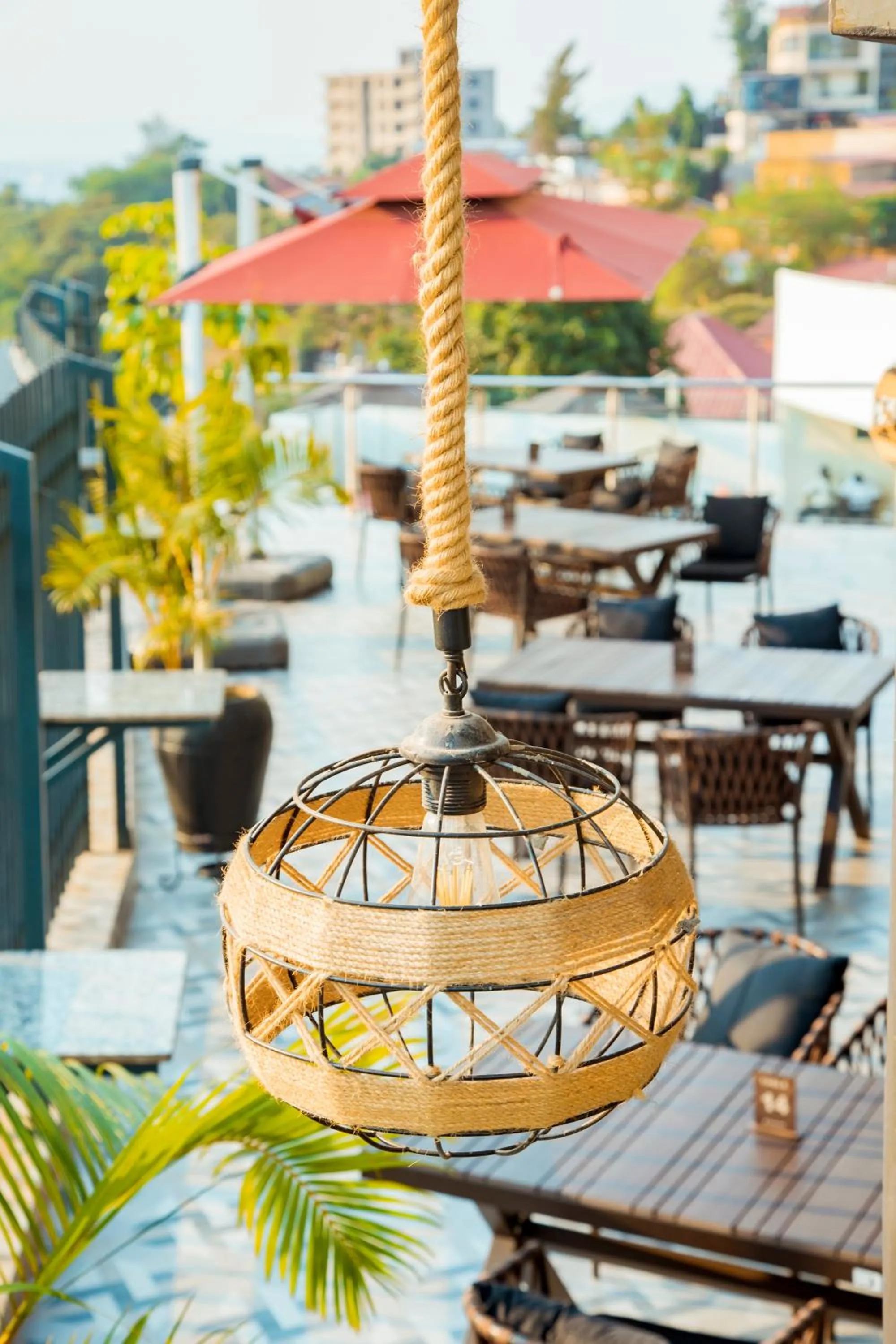 Restaurant/places to eat in Centric Hotel