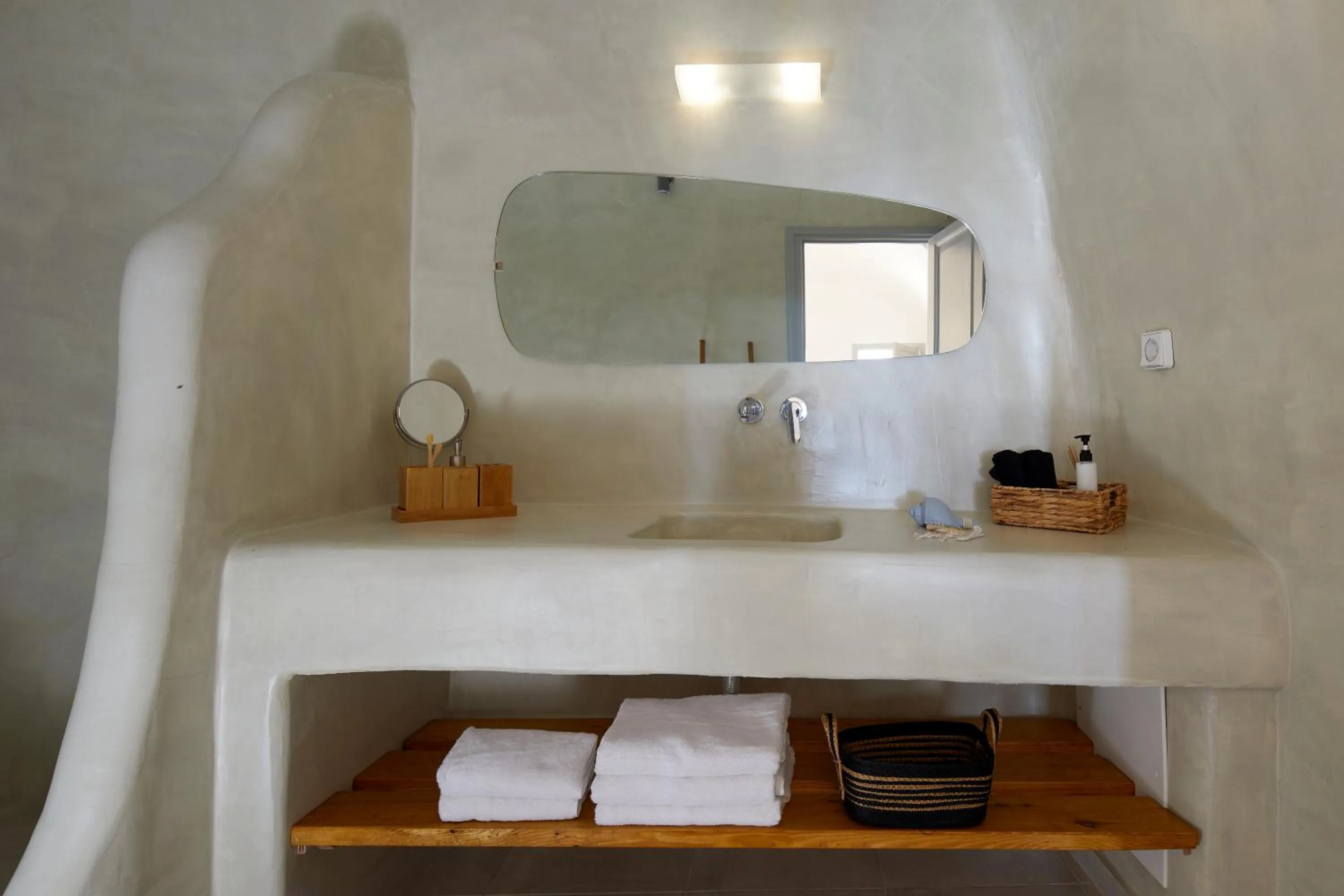 Bathroom in El Verano Suites