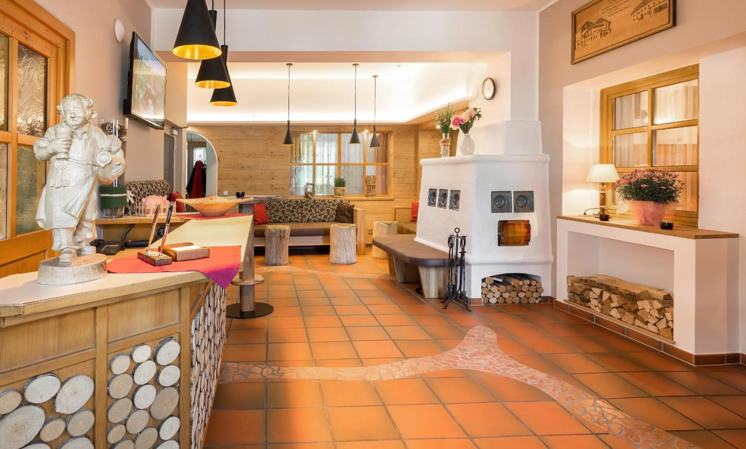 Lobby or reception in Der Tröpolacherhof Hotel & Restaurant