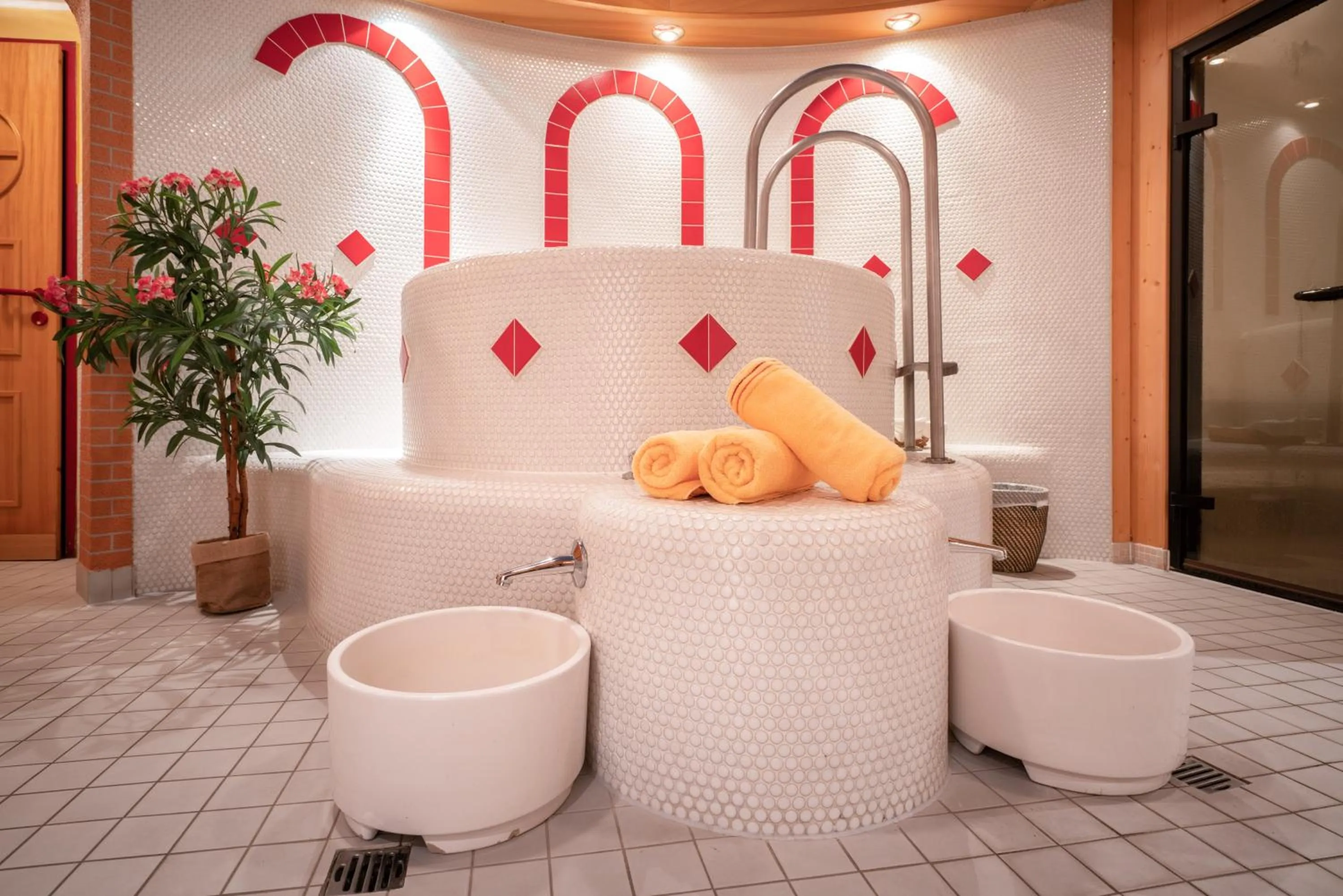 Spa and wellness centre/facilities in Der Tröpolacherhof Hotel & Restaurant