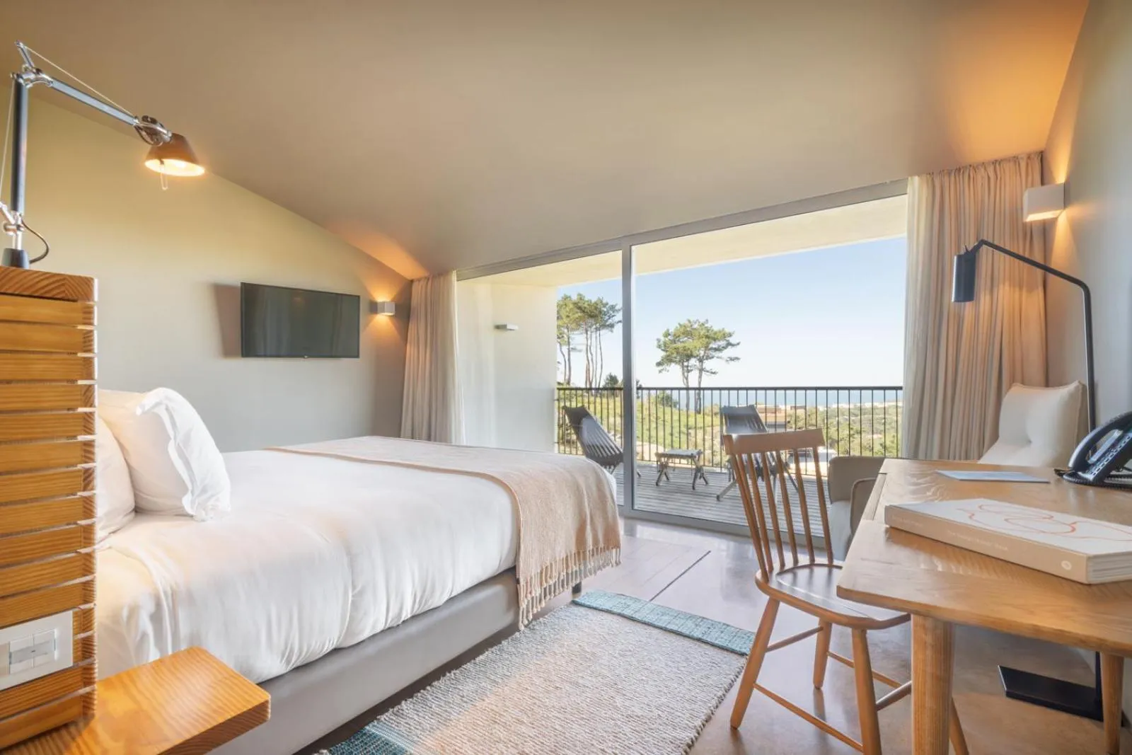 Bedroom, Bed in Immerso Hotel, a Member of Design Hotels