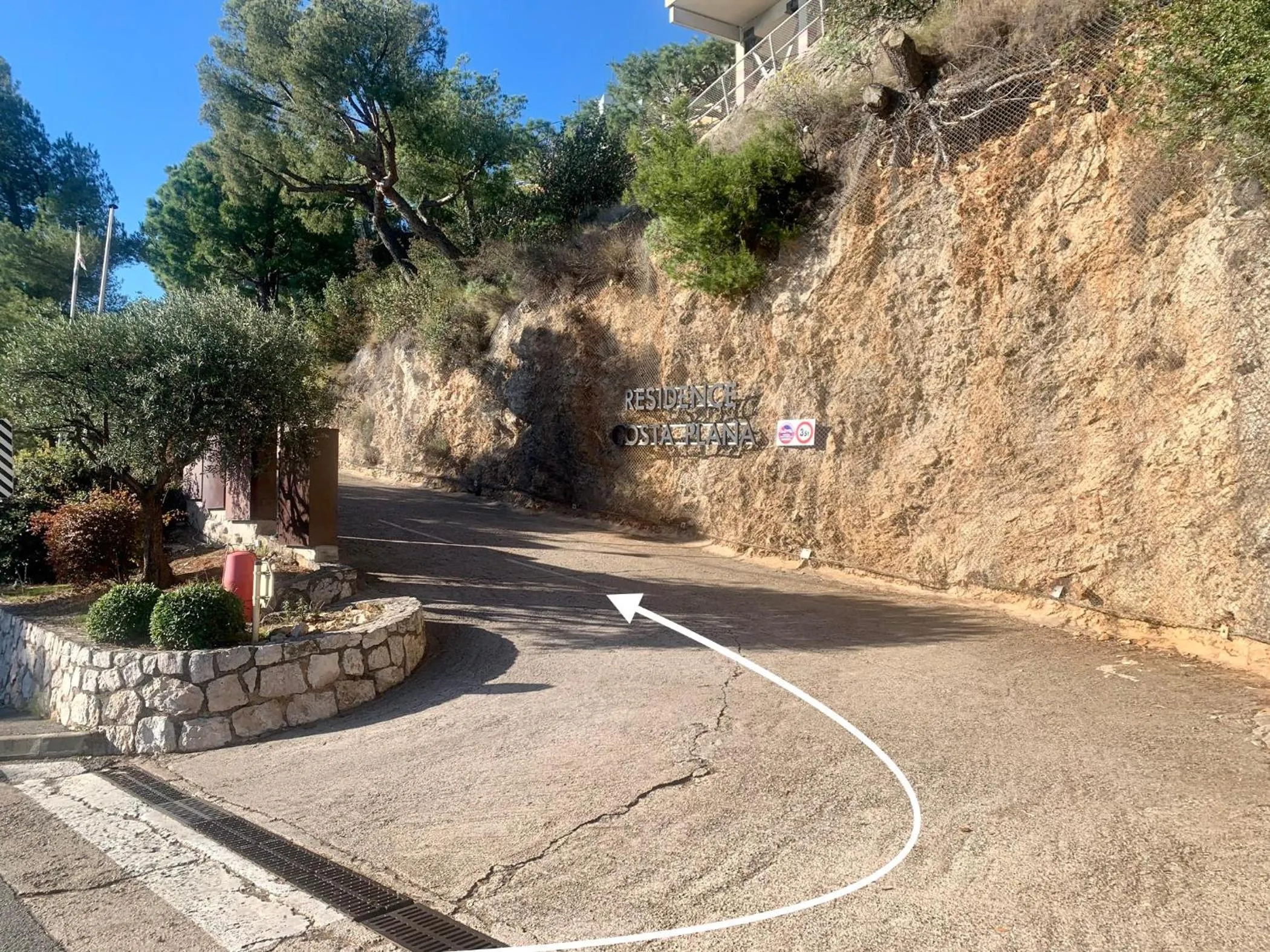 Facade/entrance in SARA RIVIERA Costa Plana