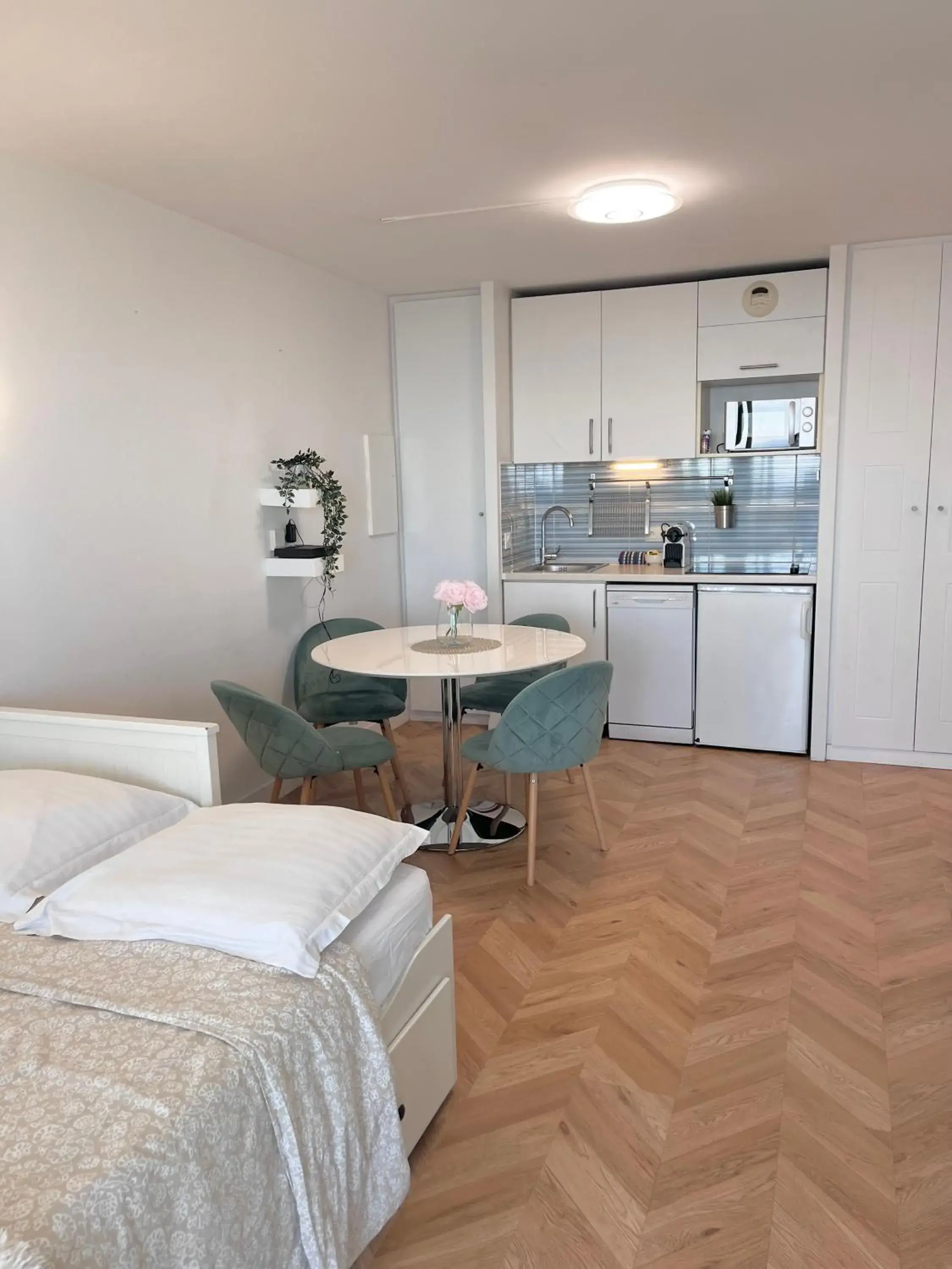 Studio with cabin and sea view in SARA RIVIERA Costa Plana Studio with cabin and sea view in SARA RIVIERA Costa Plana