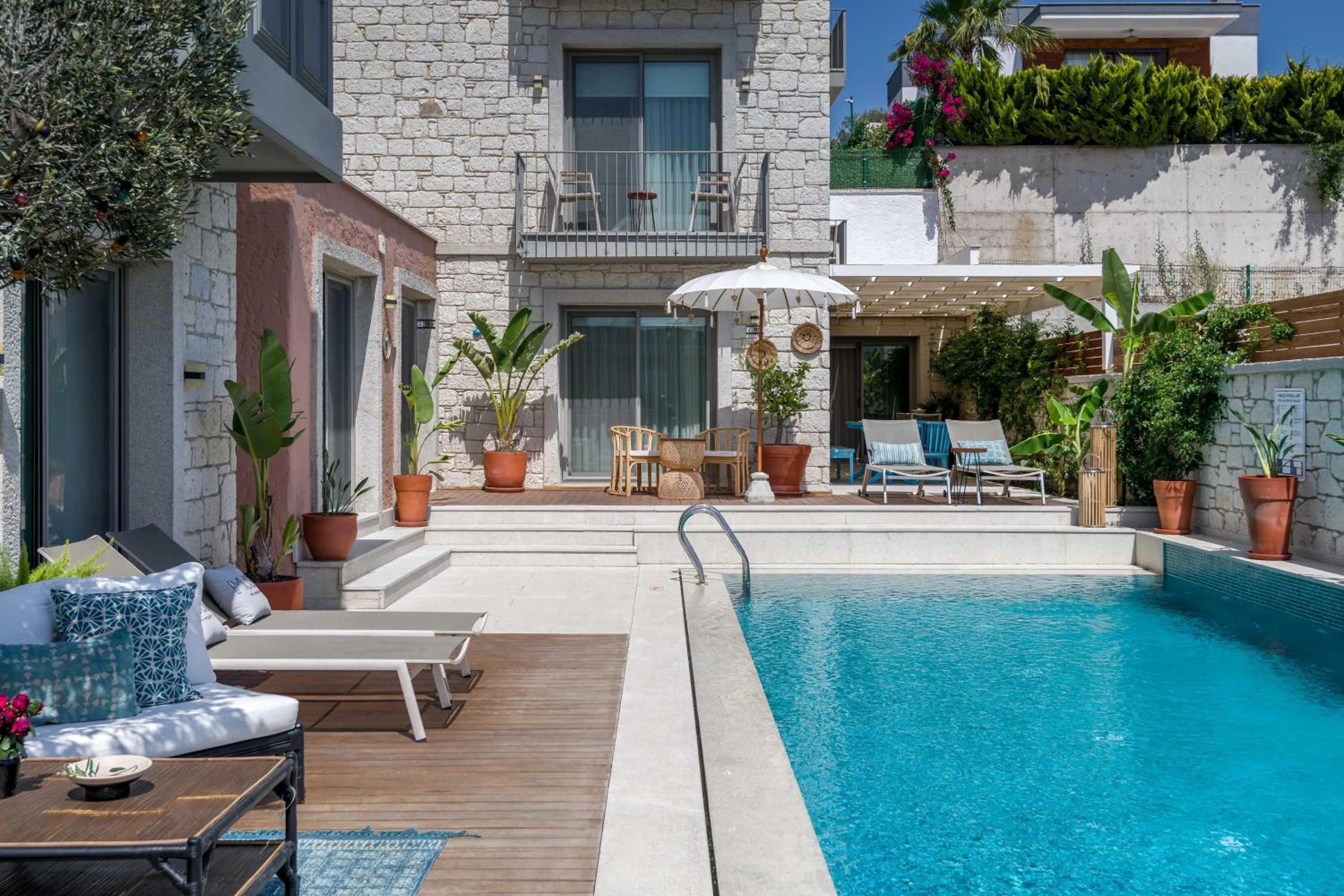 Seating area in Muse Alaçatı