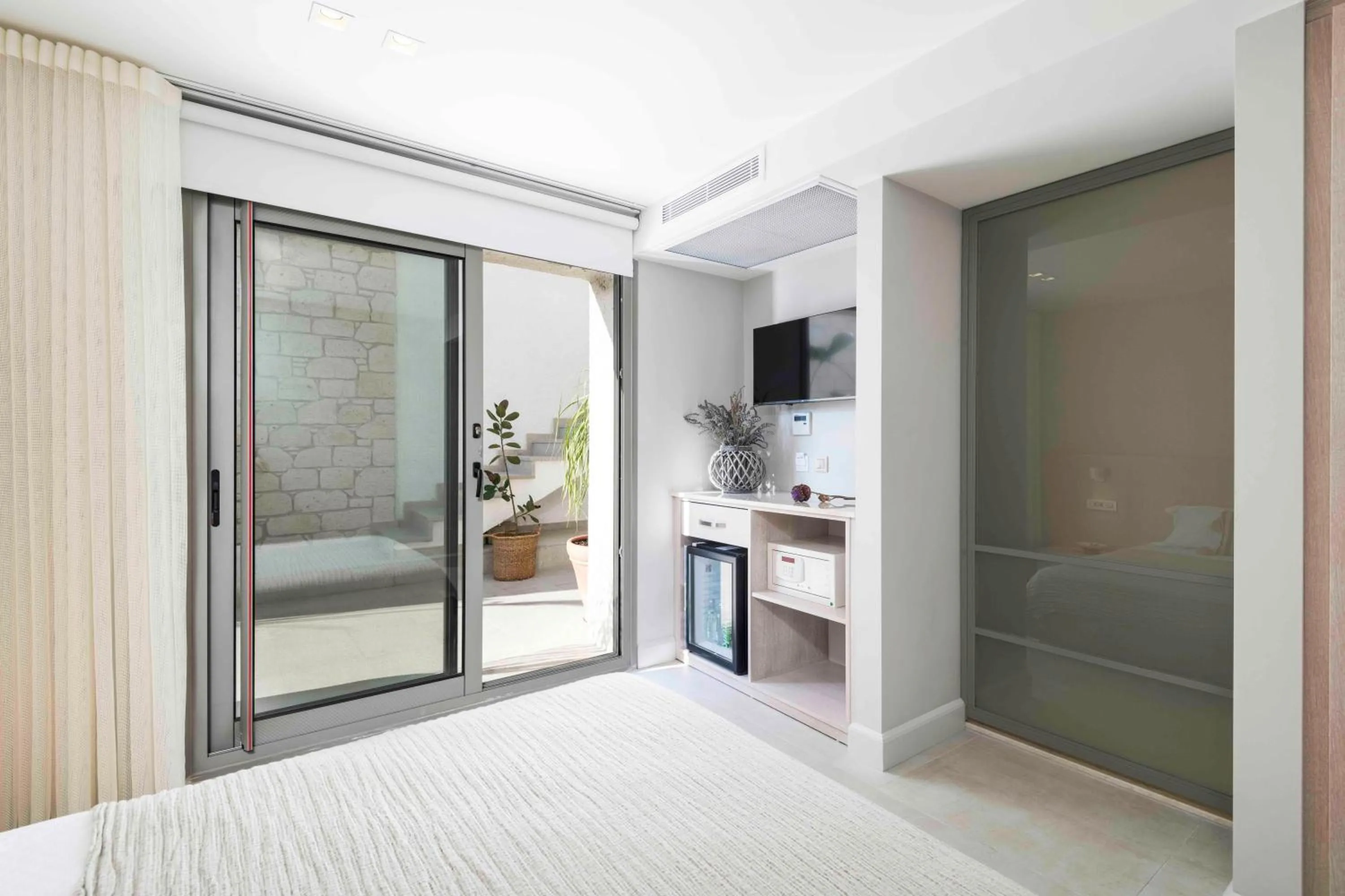 Photo of the whole room, Bed in Muse Alaçatı