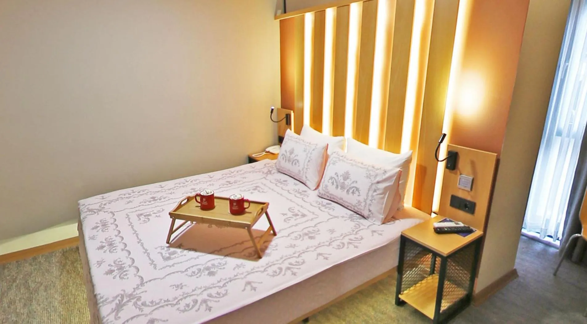 Photo of the whole room, Bed in Antik Hotel Istanbul