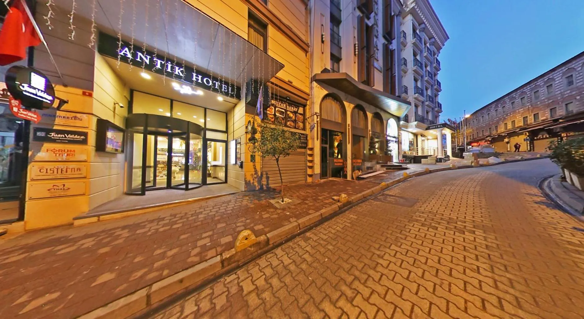 Street view in Antik Hotel Istanbul