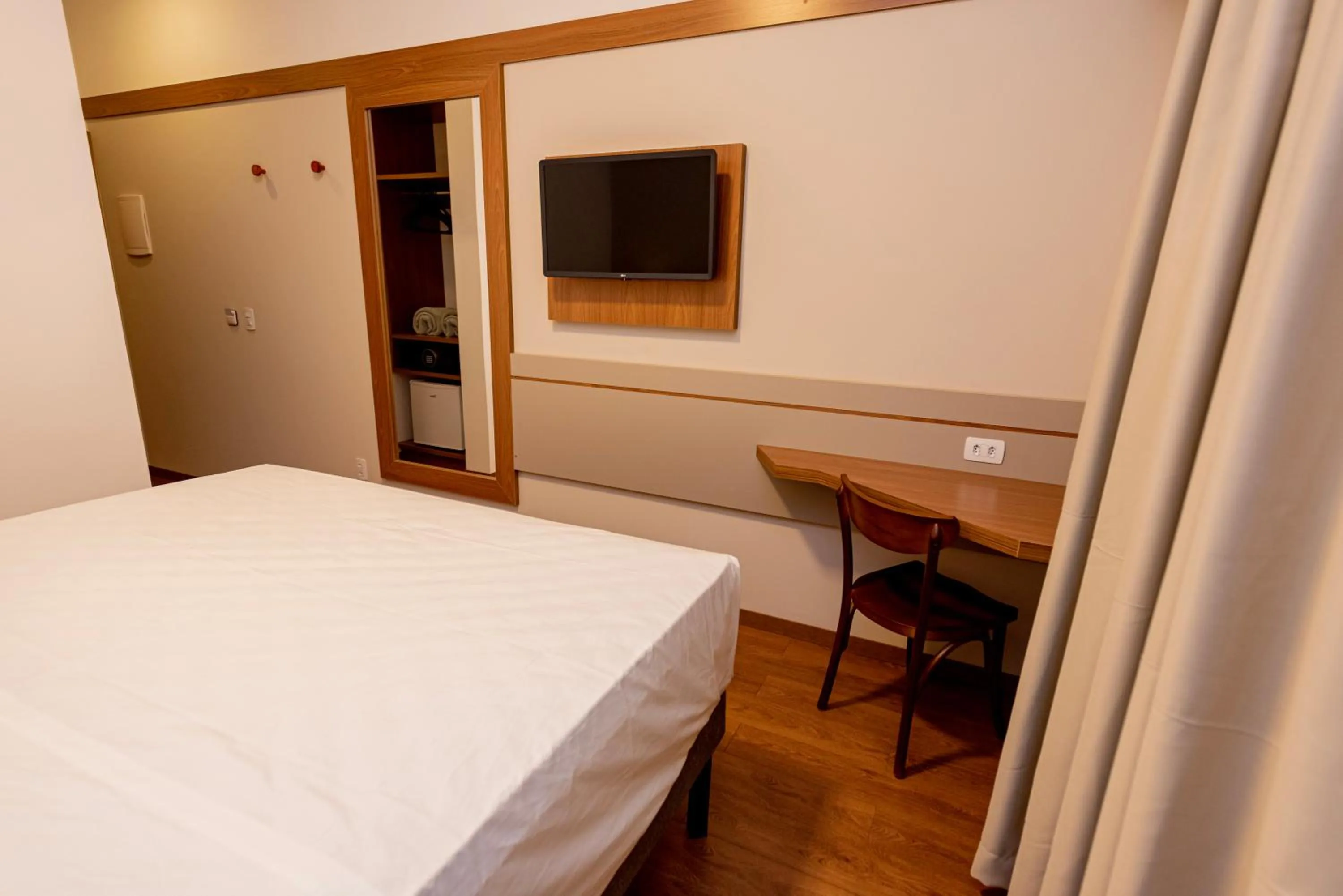 Photo of the whole room, Bed in Gaben Hotel