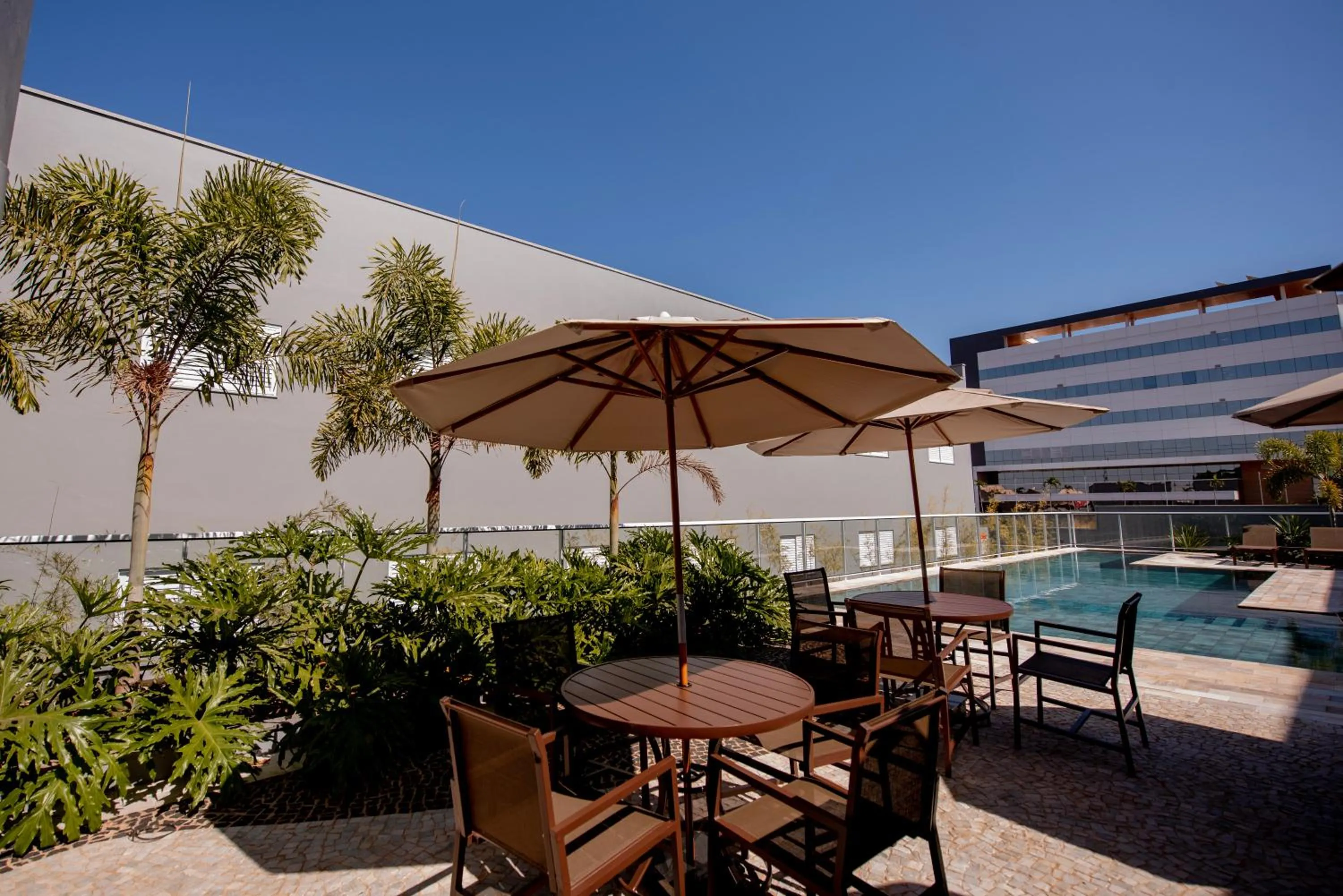 Swimming pool in Gaben Hotel