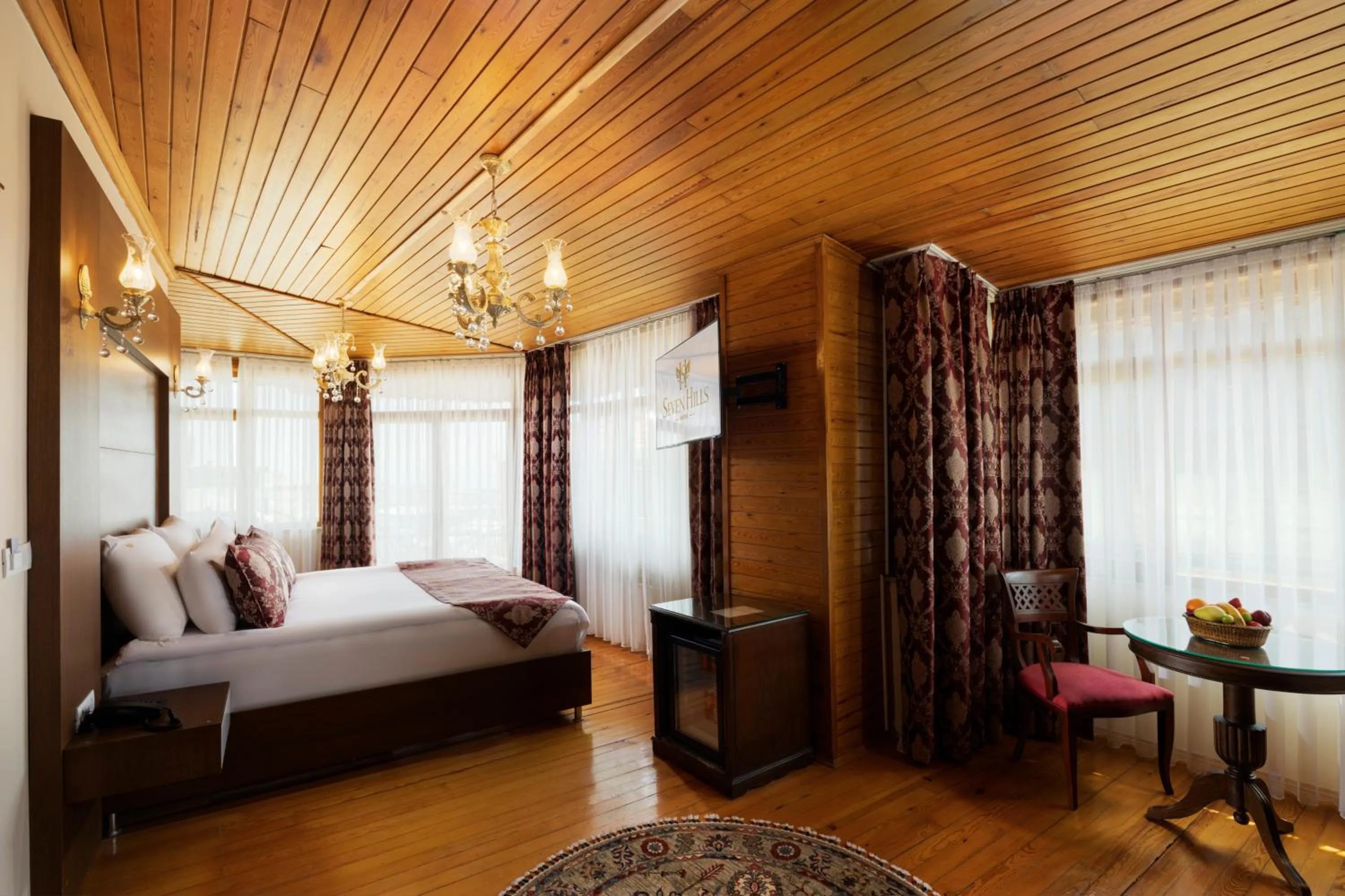 Photo of the whole room in Hotel Uyan-Special Category