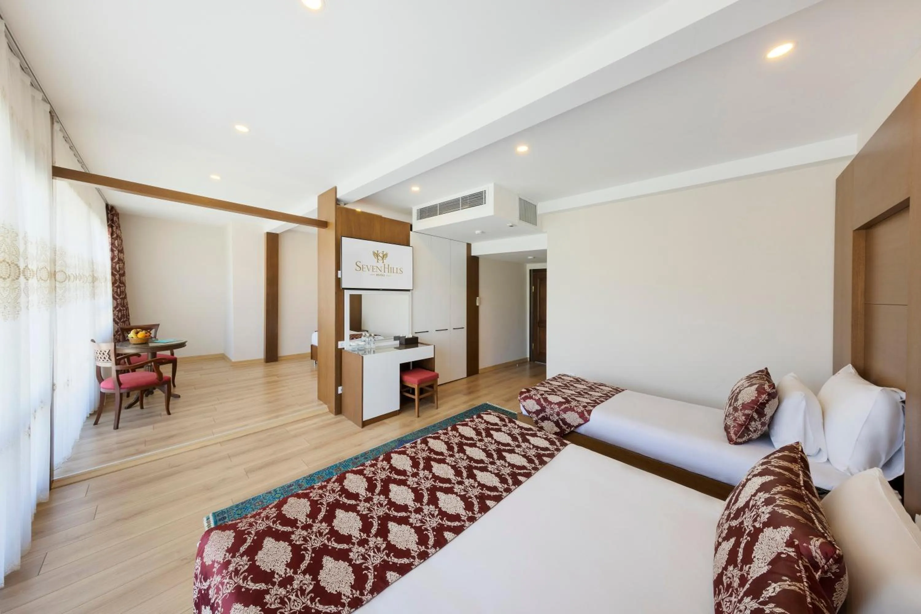 Photo of the whole room in Hotel Uyan-Special Category