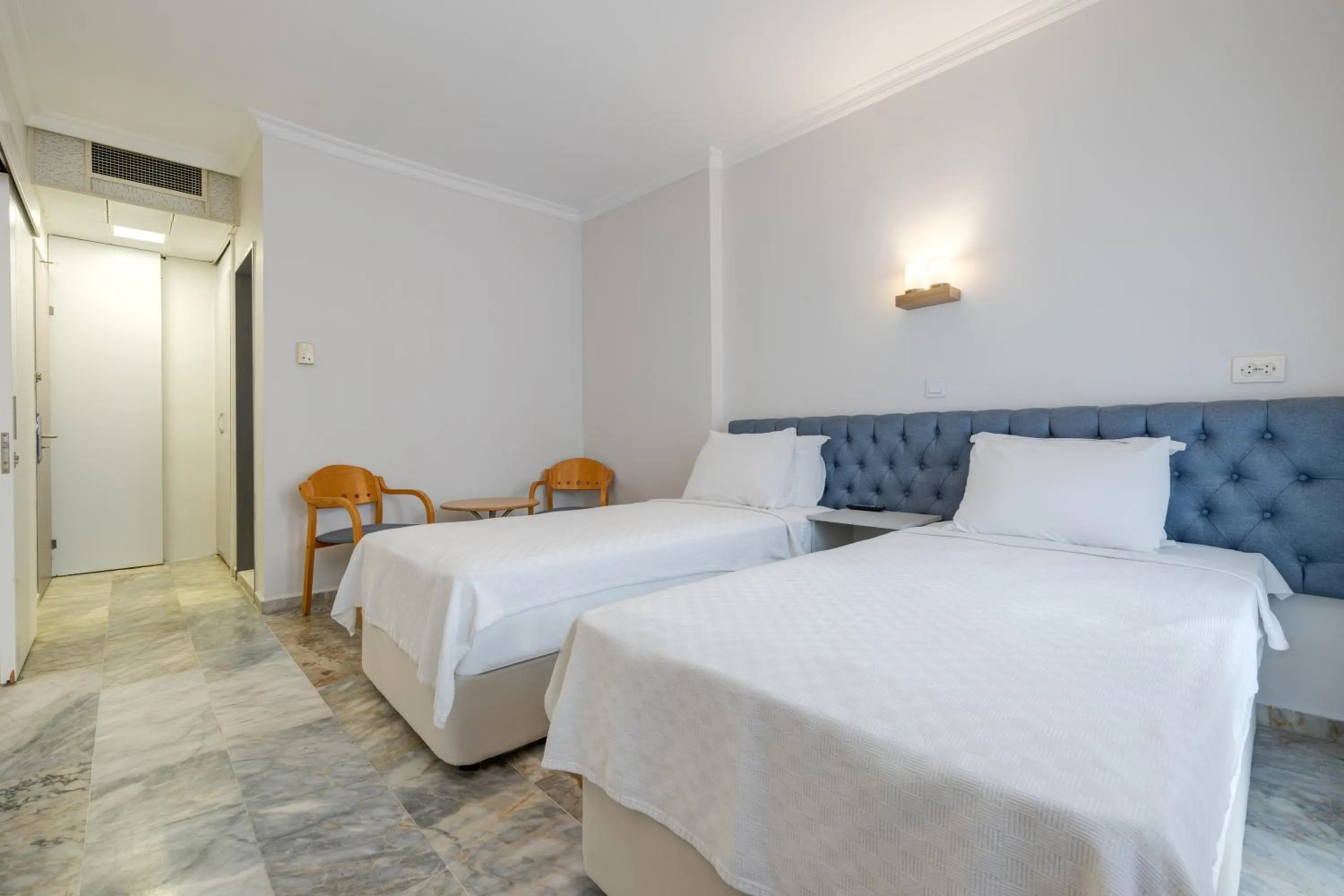 Bed in Hanedan Beach Hotel