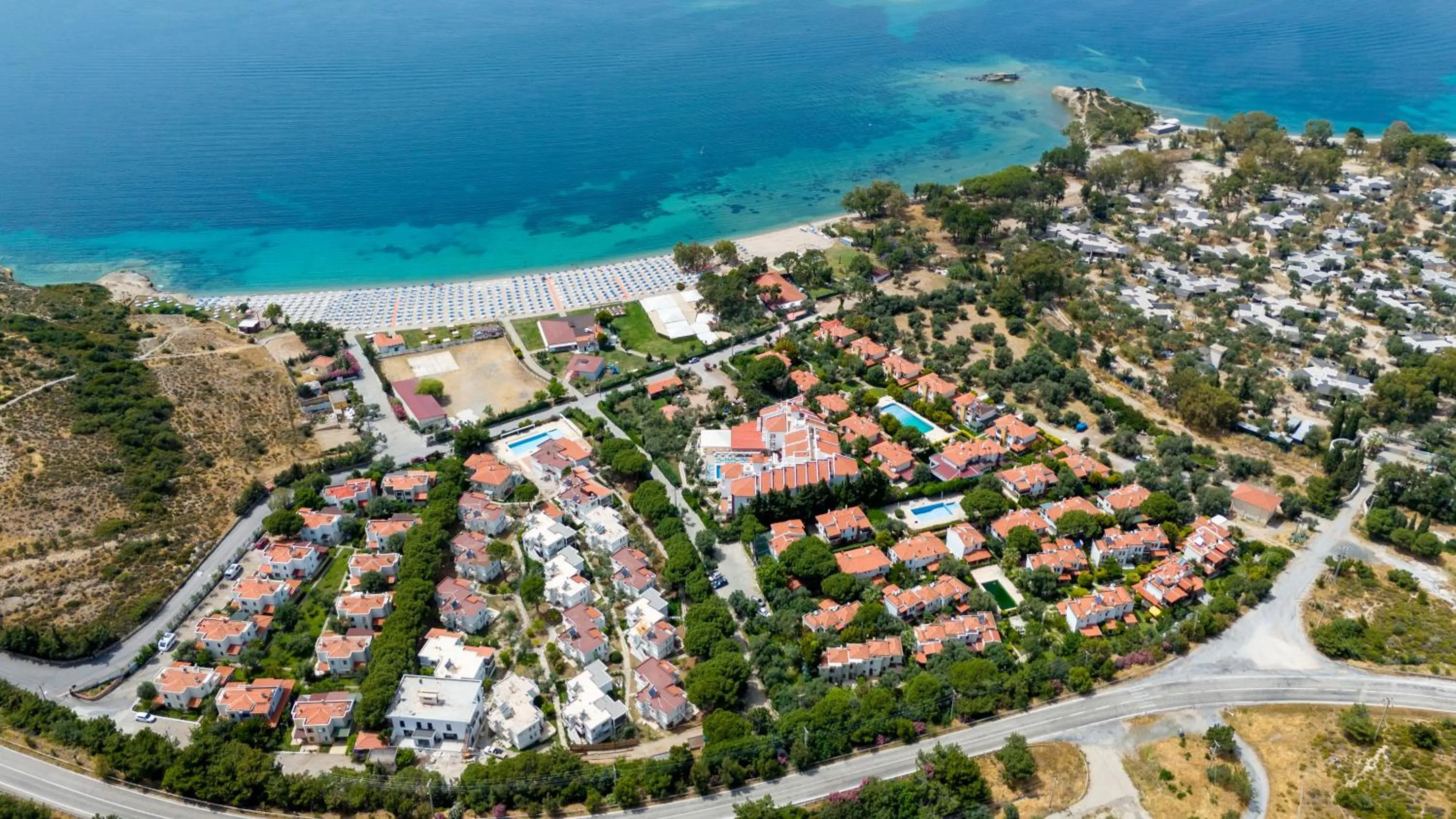 Area and facilities in Hanedan Beach Hotel