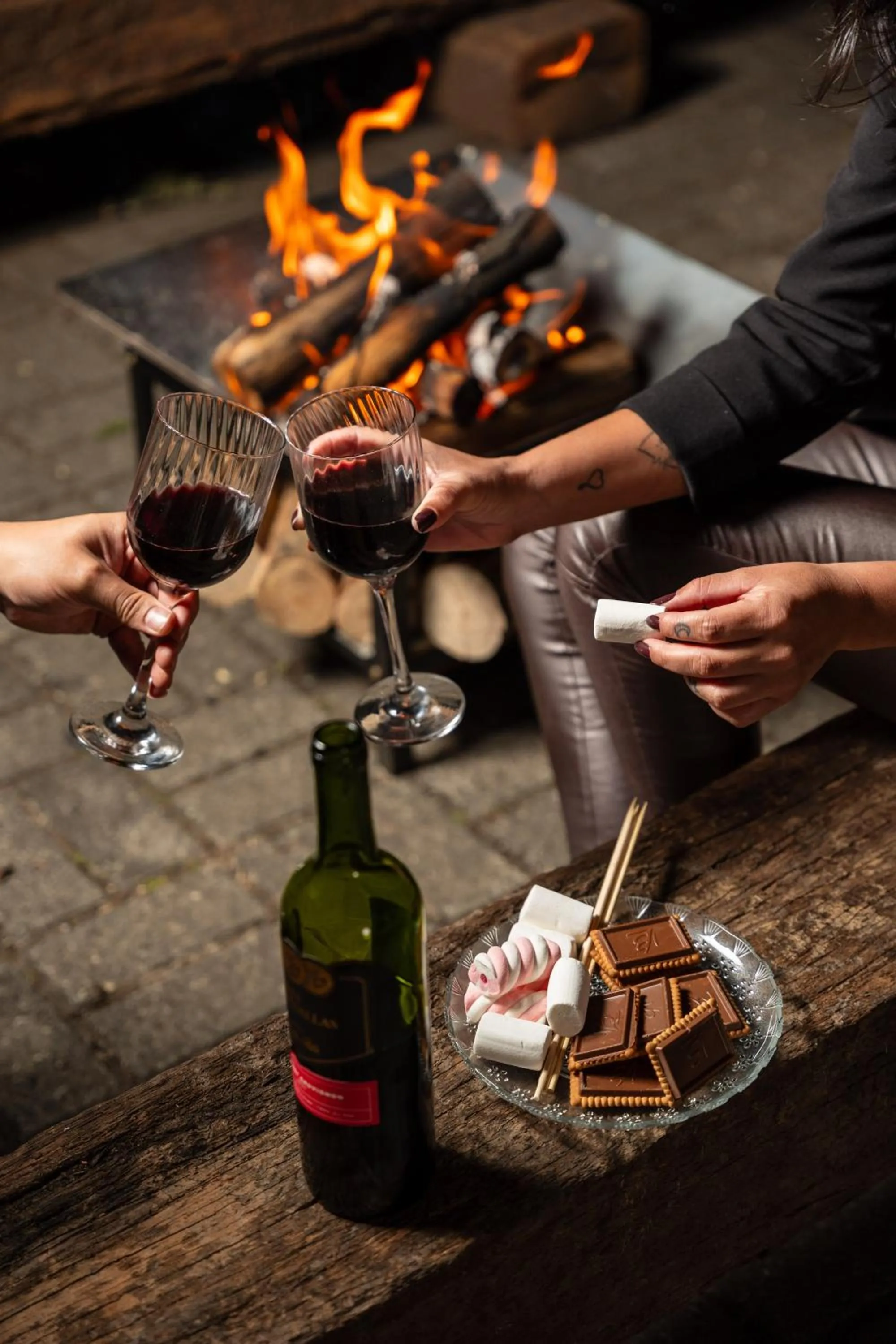 fireplace in Castelo Piazzale by Concavus