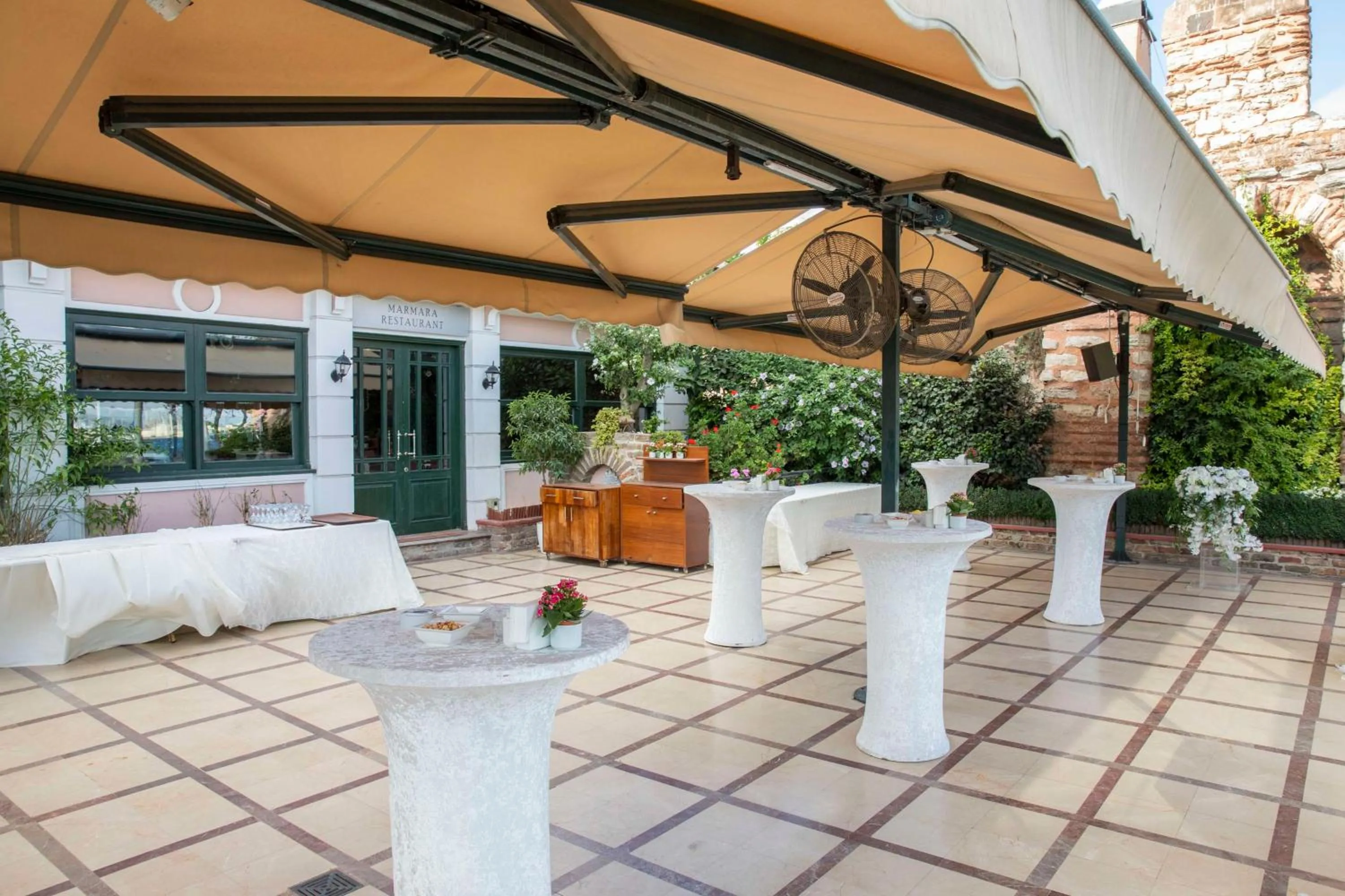 Balcony/Terrace in Radisson Hotel Istanbul Sultanahmet