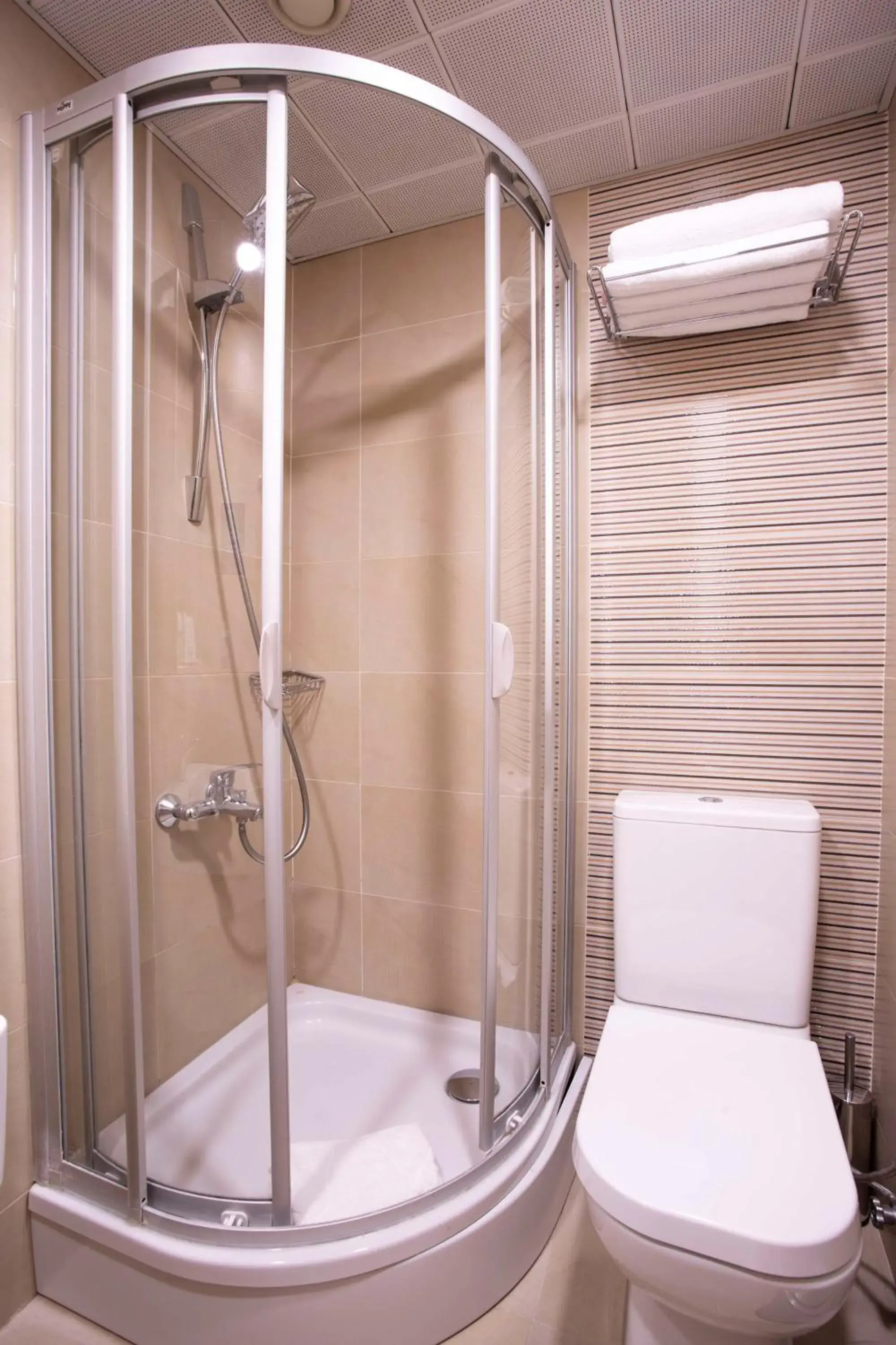 Bathroom in Radisson Hotel Istanbul Sultanahmet Bathroom in Radisson Hotel Istanbul Sultanahmet