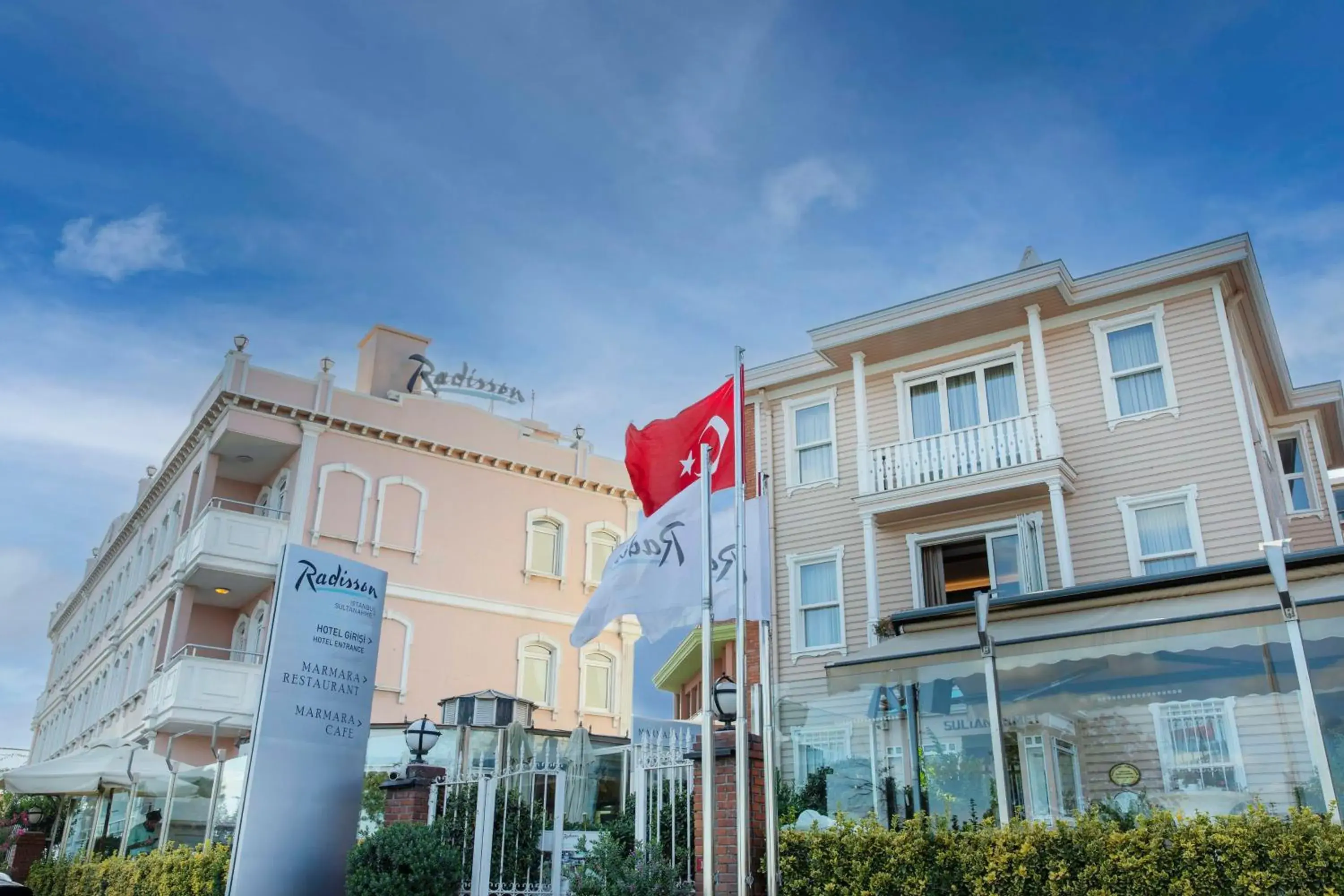 Property building in Radisson Hotel Istanbul Sultanahmet Property building in Radisson Hotel Istanbul Sultanahmet