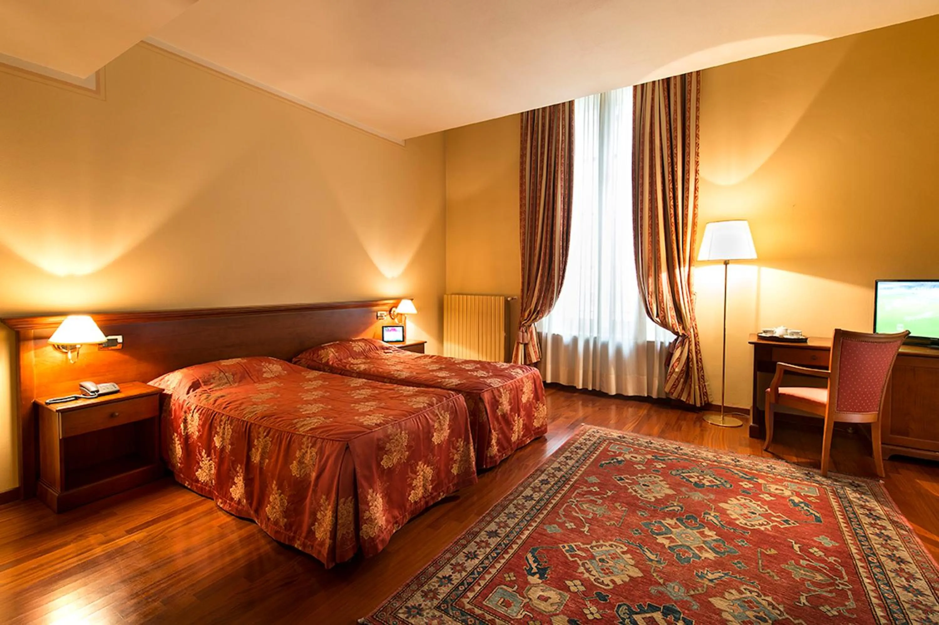 Photo of the whole room, Bed in Centro Paolo VI