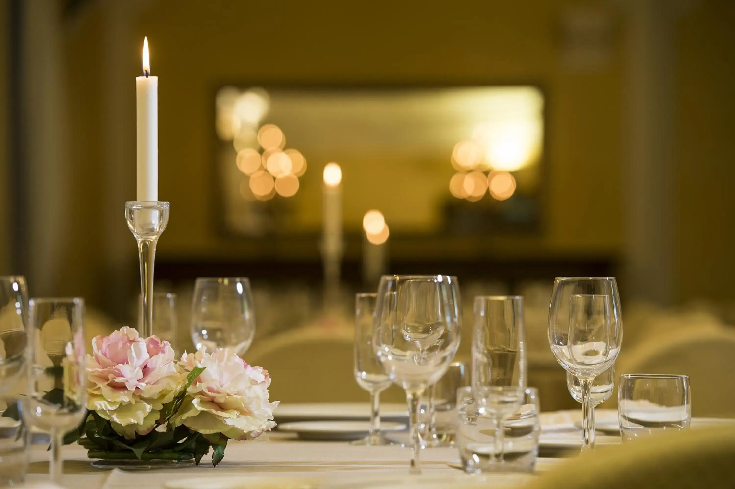 Restaurant/places to eat in Centro Paolo VI Restaurant/places to eat in Centro Paolo VI