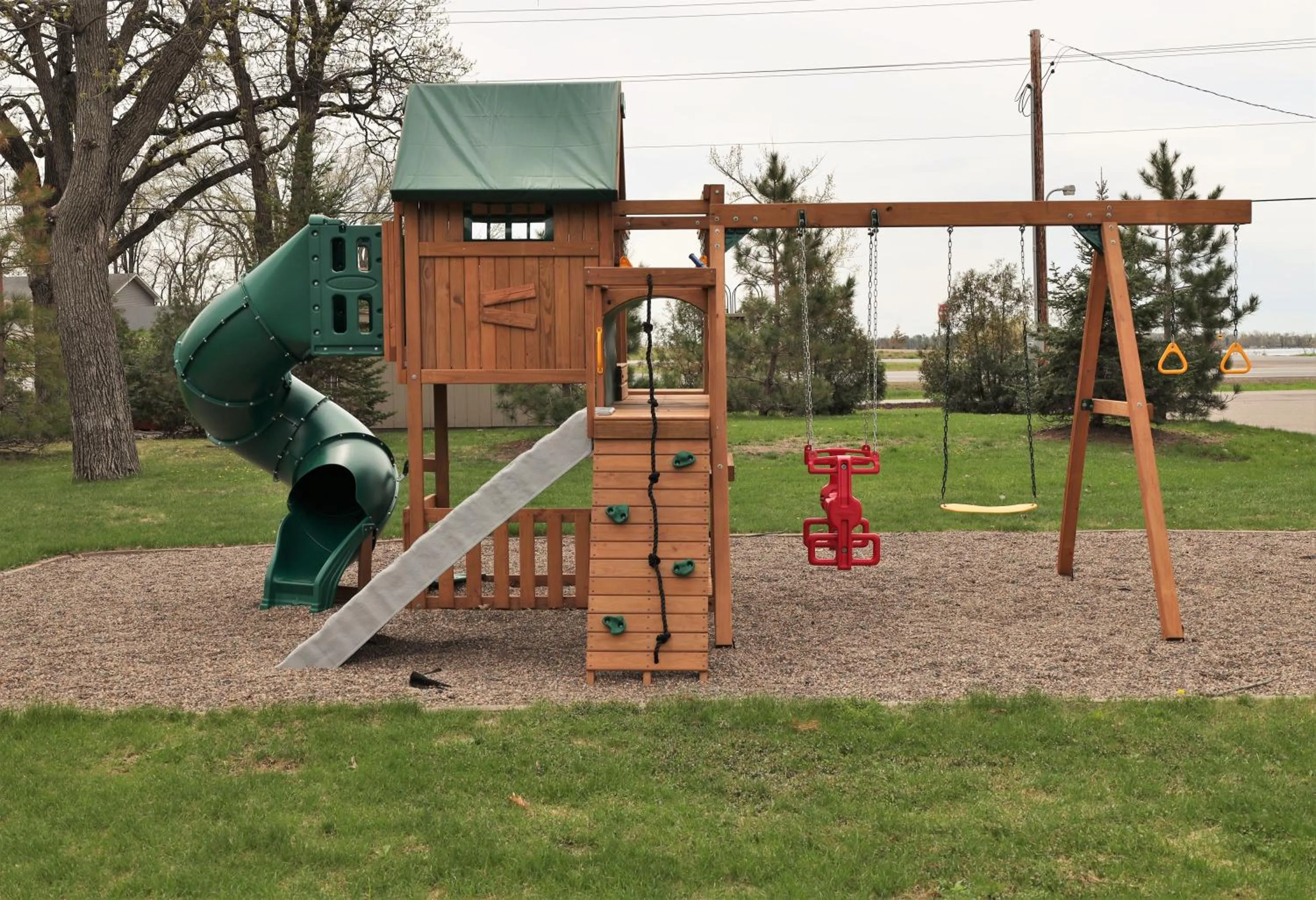 Children play ground in Bay Colony 774 - Upper